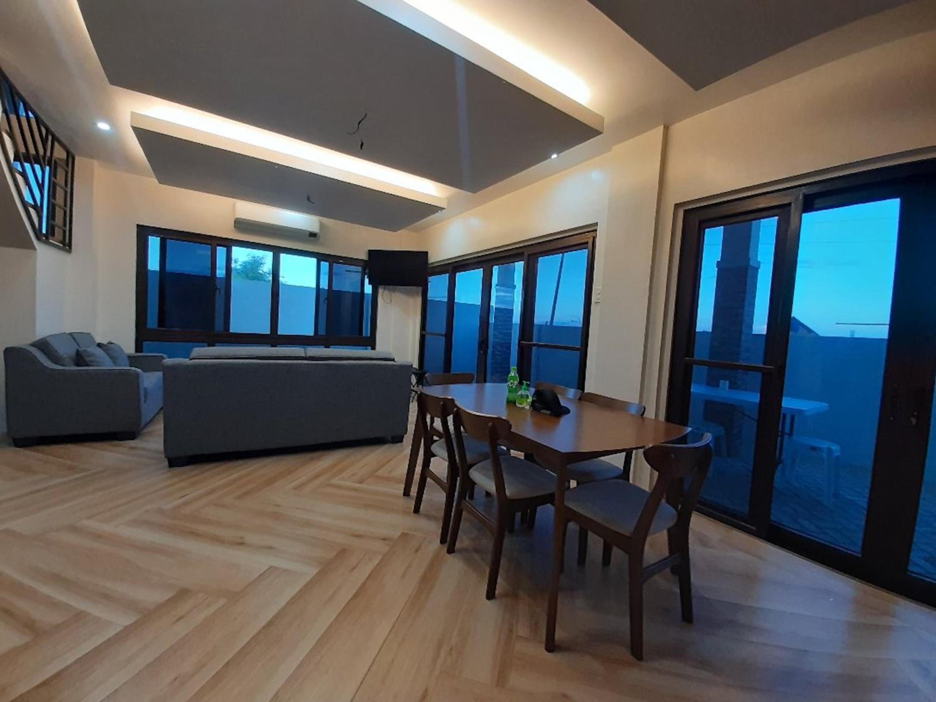 Apartment photo 1