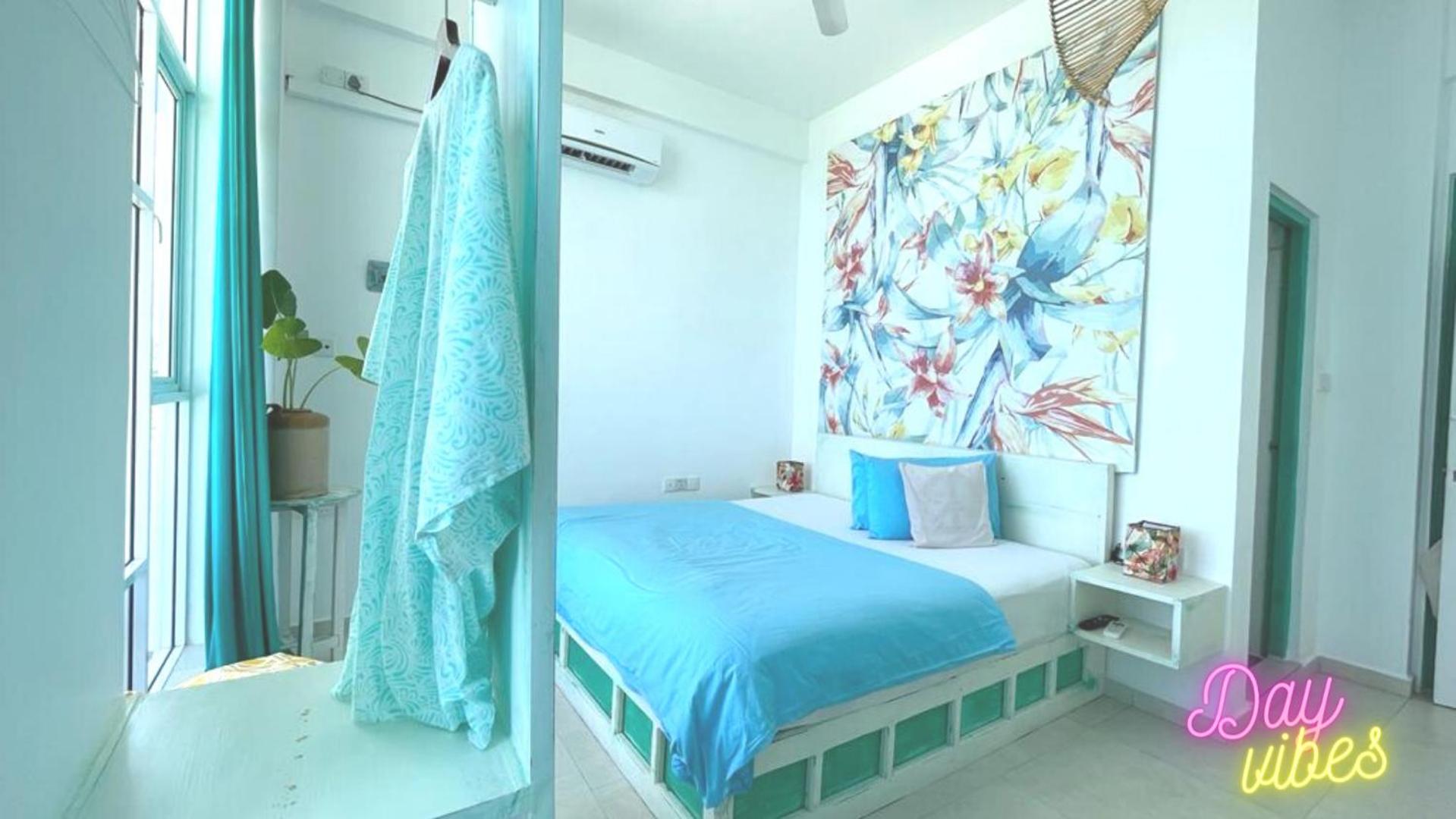 Deluxe Double or Twin Room with Sea View photo 2