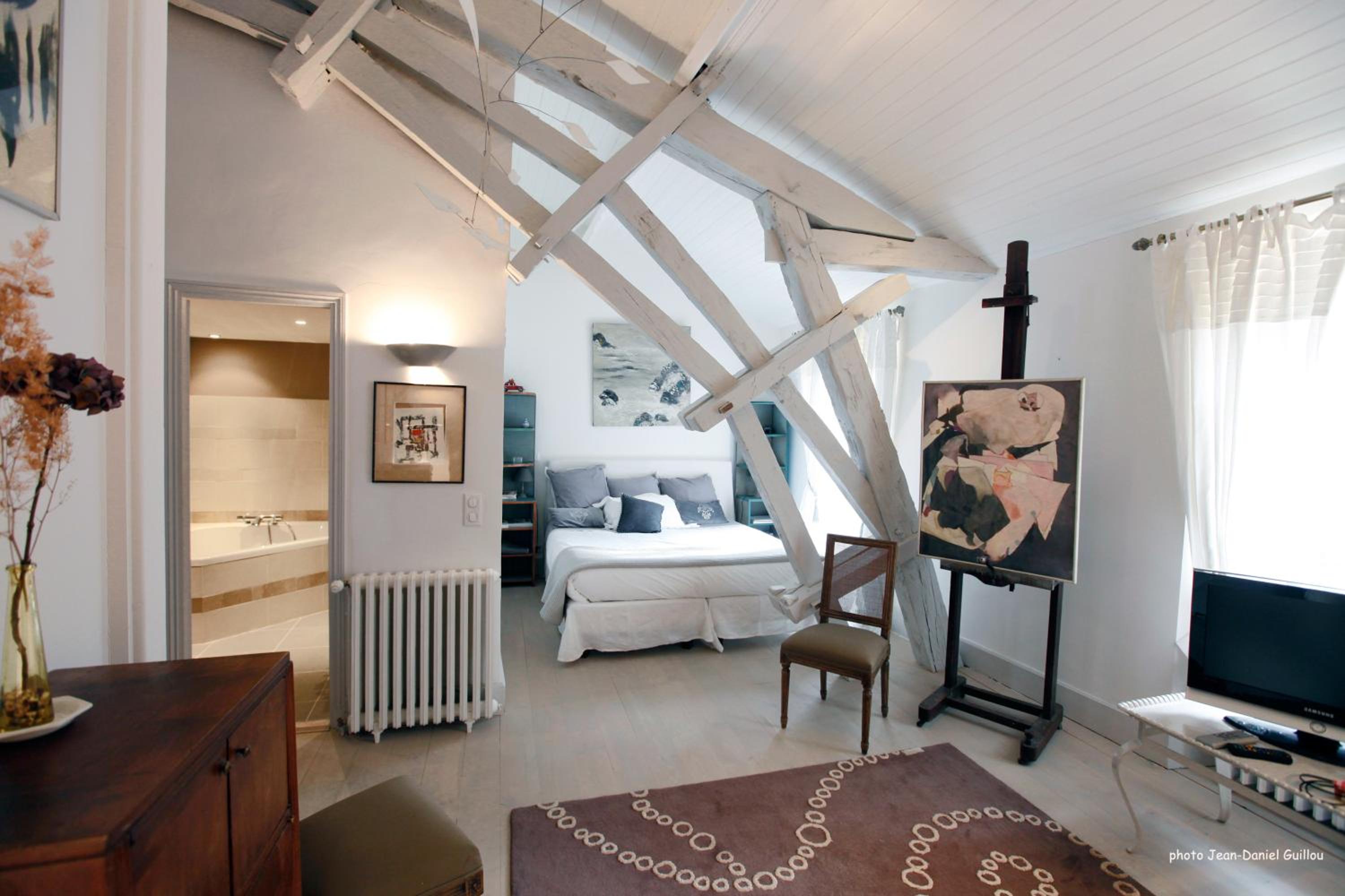 Duplex Suite - Photo 3