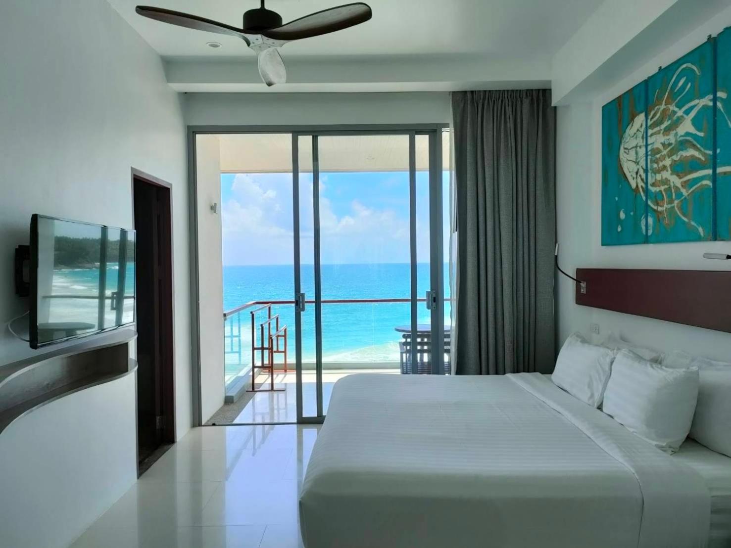 Superior Double or Twin Room with Sea View