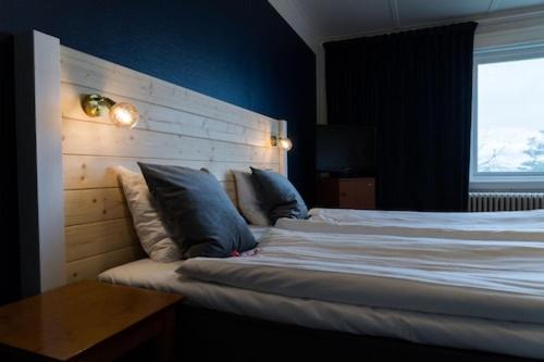 Double or Twin Room with Lake View Annex