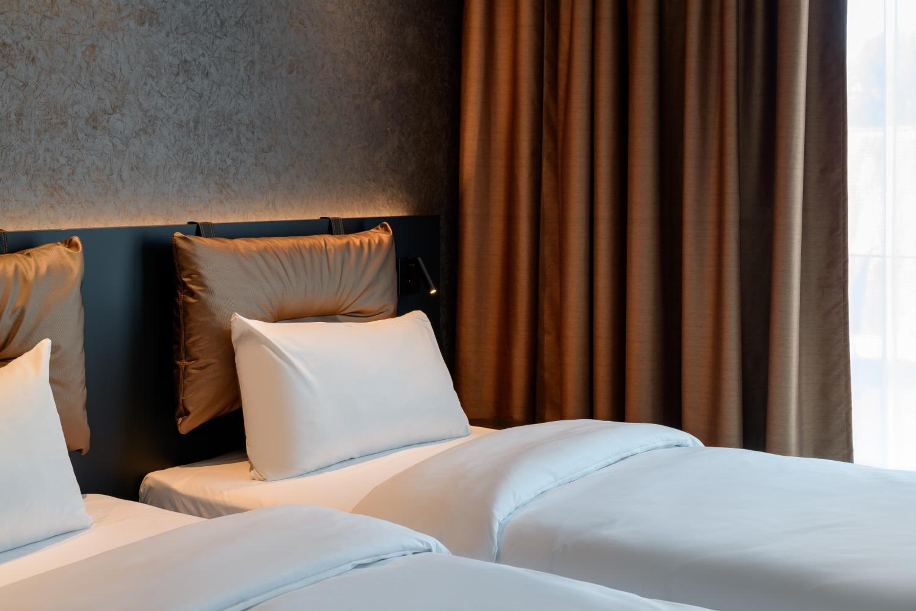 Comfort Twin Room - Photo 3