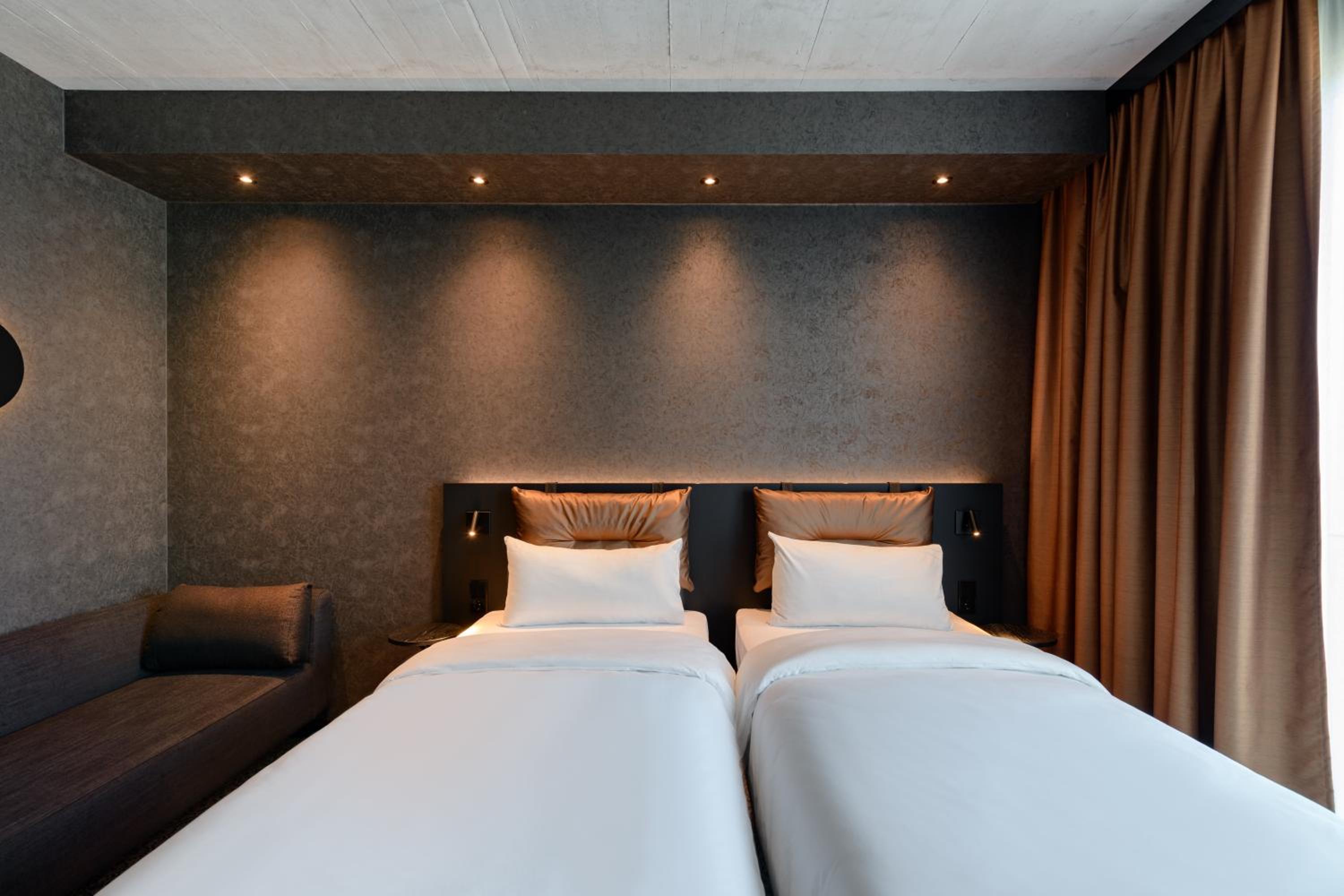 Comfort Twin Room - Photo 8