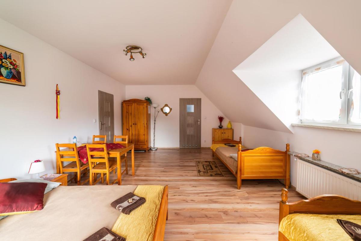 Quadruple Room with Mountain View photo 1