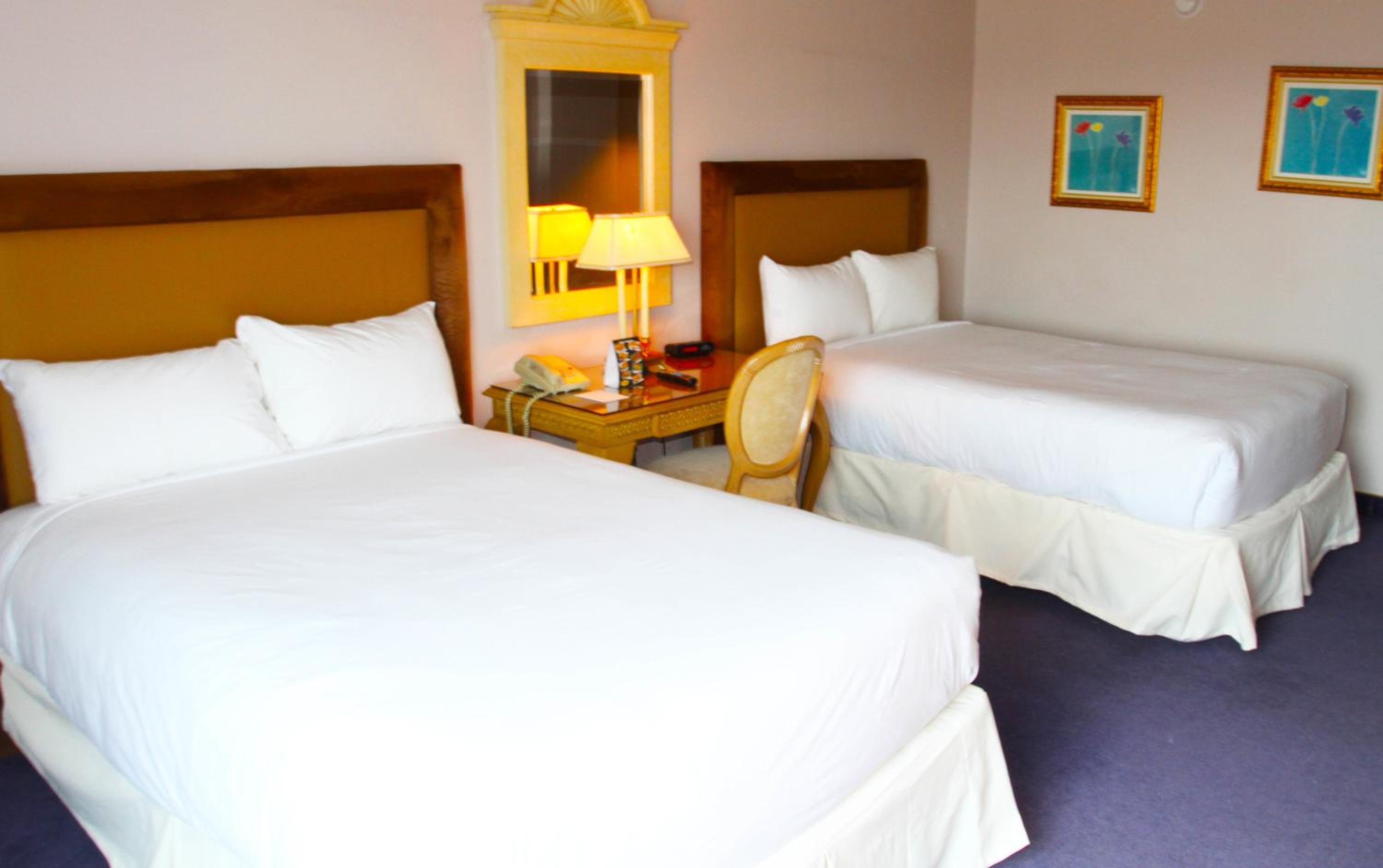 Double Room with River View - Photo 1