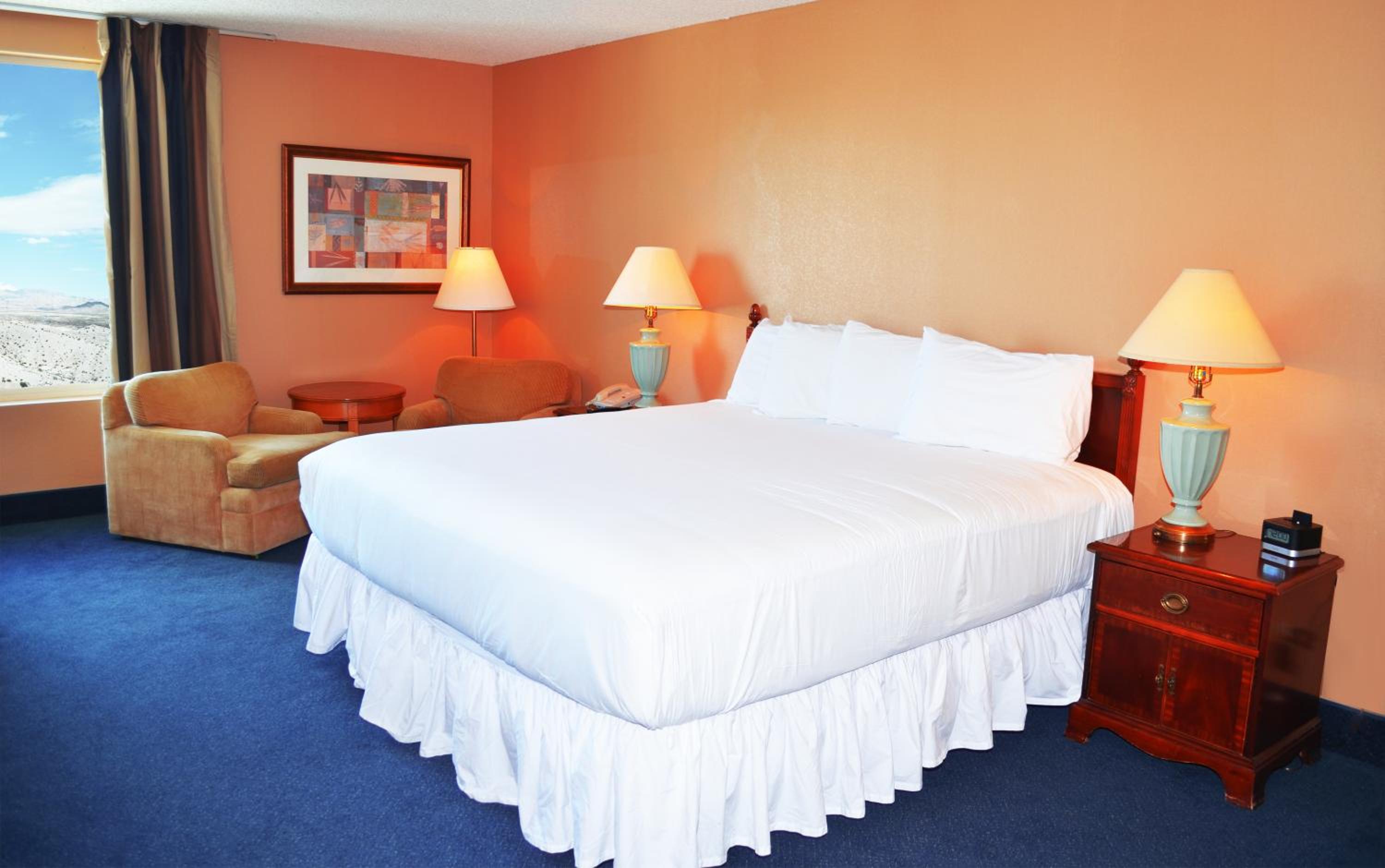 Standard King Room - Photo 1