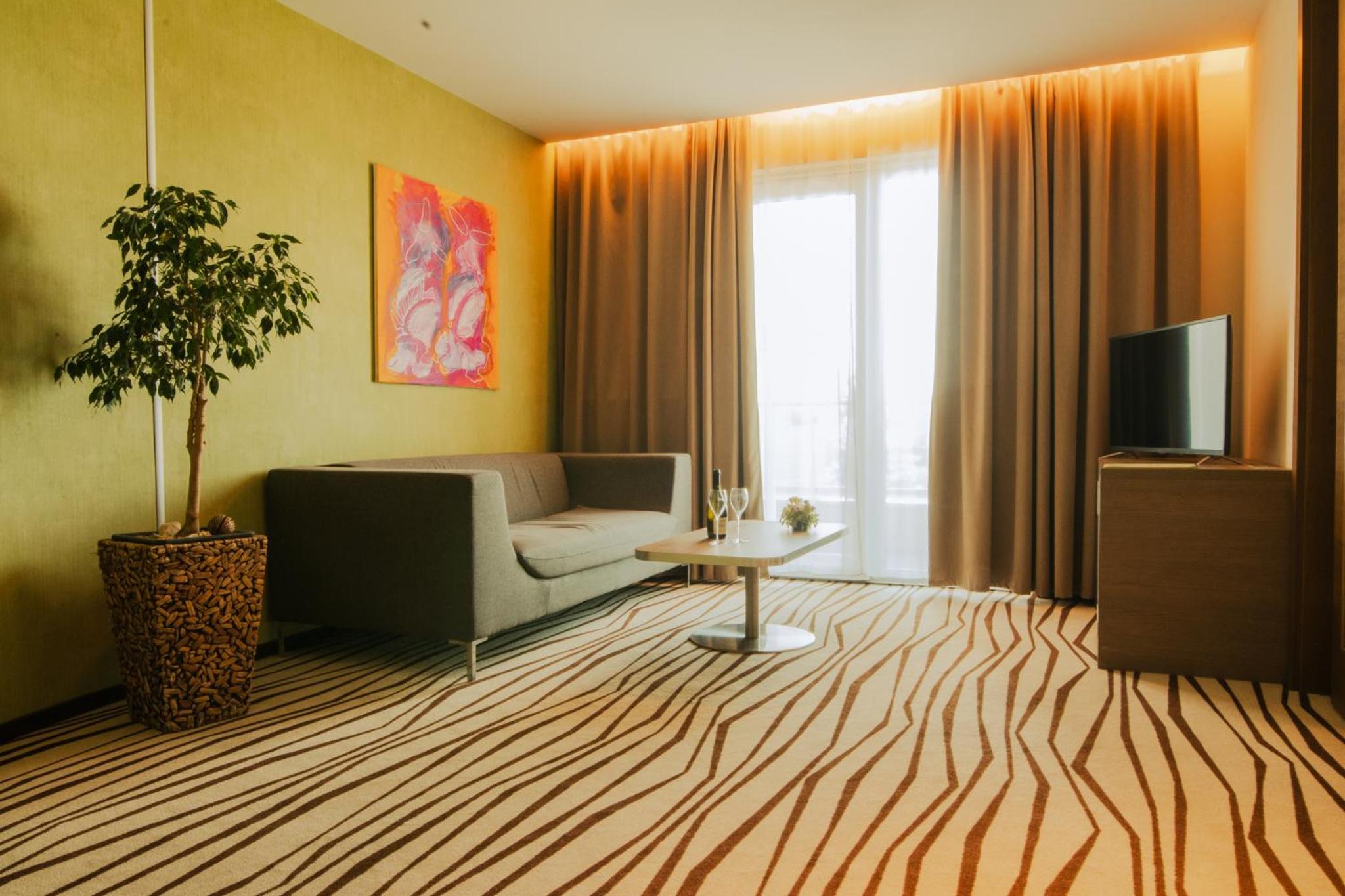 Executive Suite photo 3