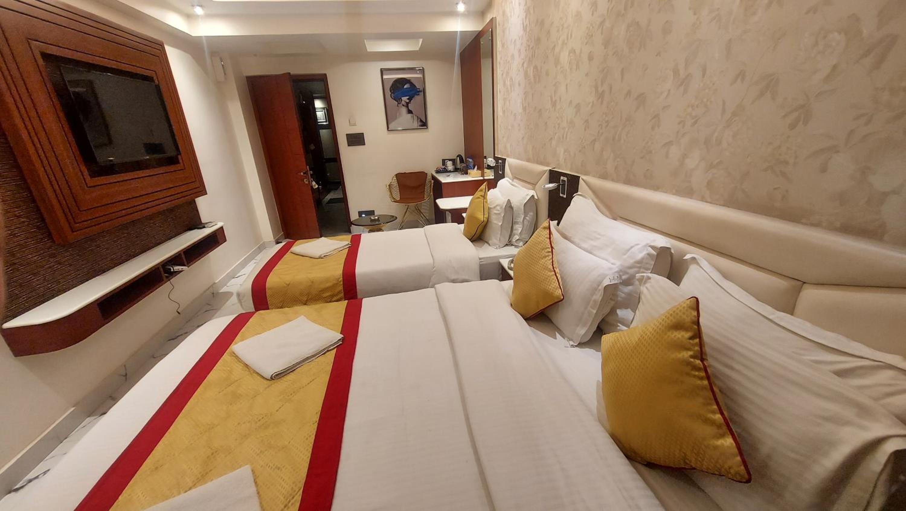 Deluxe Triple Room - Photo 6