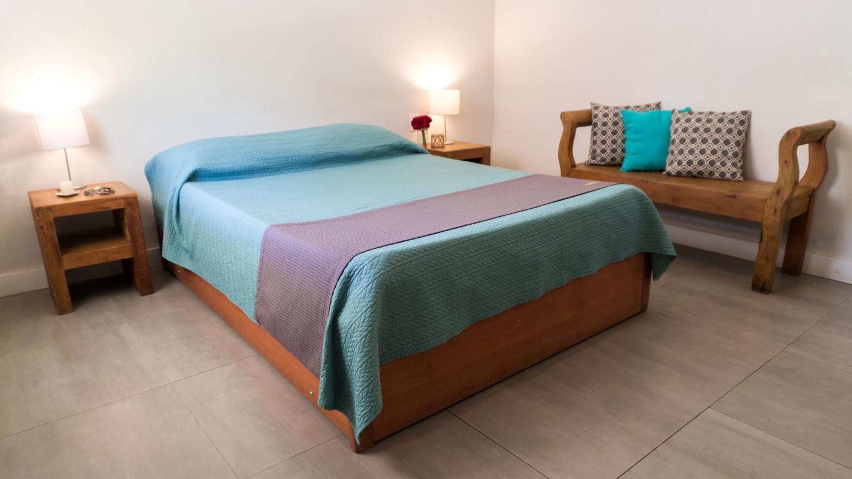 Standard Double Room - Photo 6