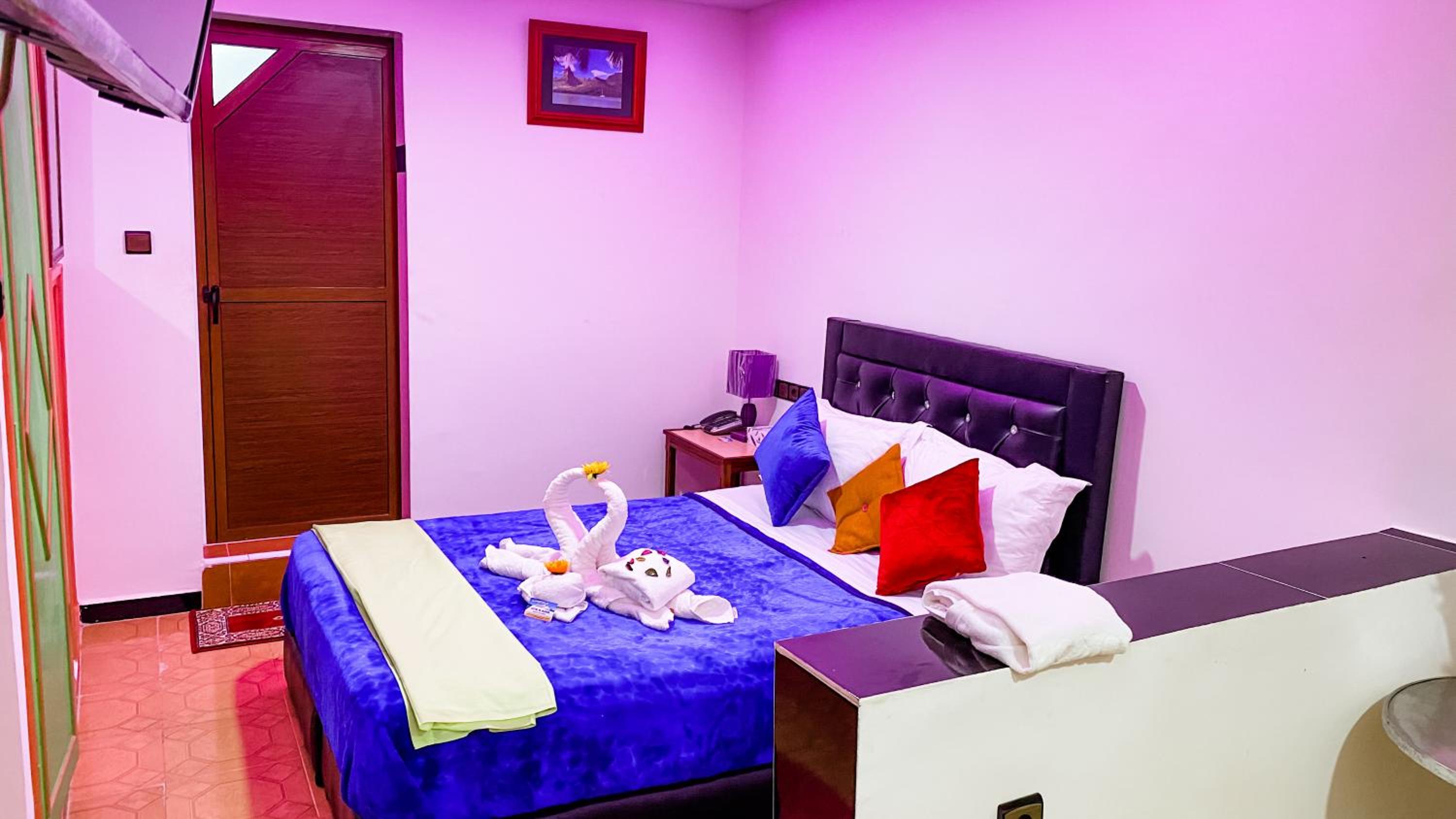Deluxe Double or Twin Room with Sea View - Photo 18
