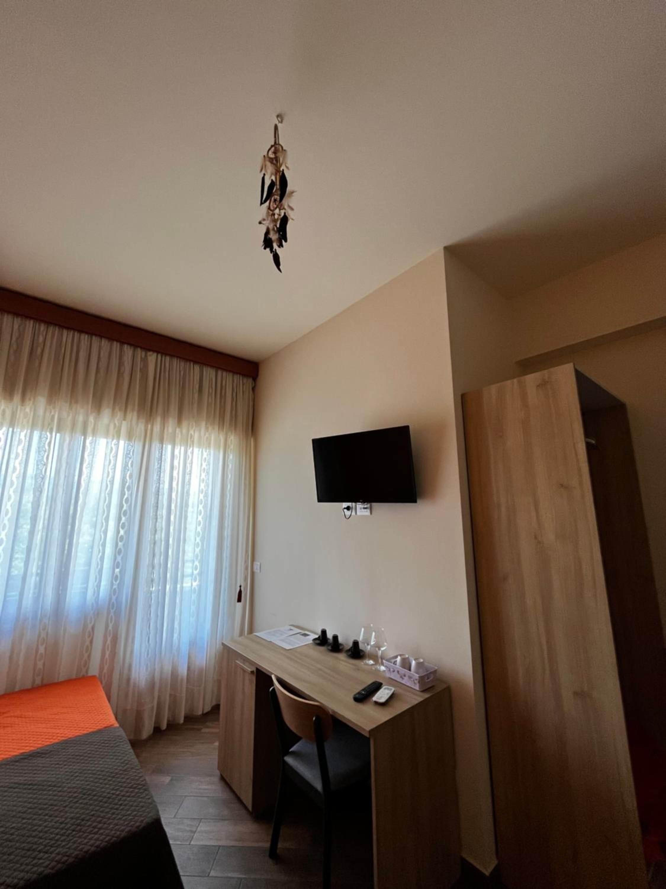 Triple Room - Photo 2