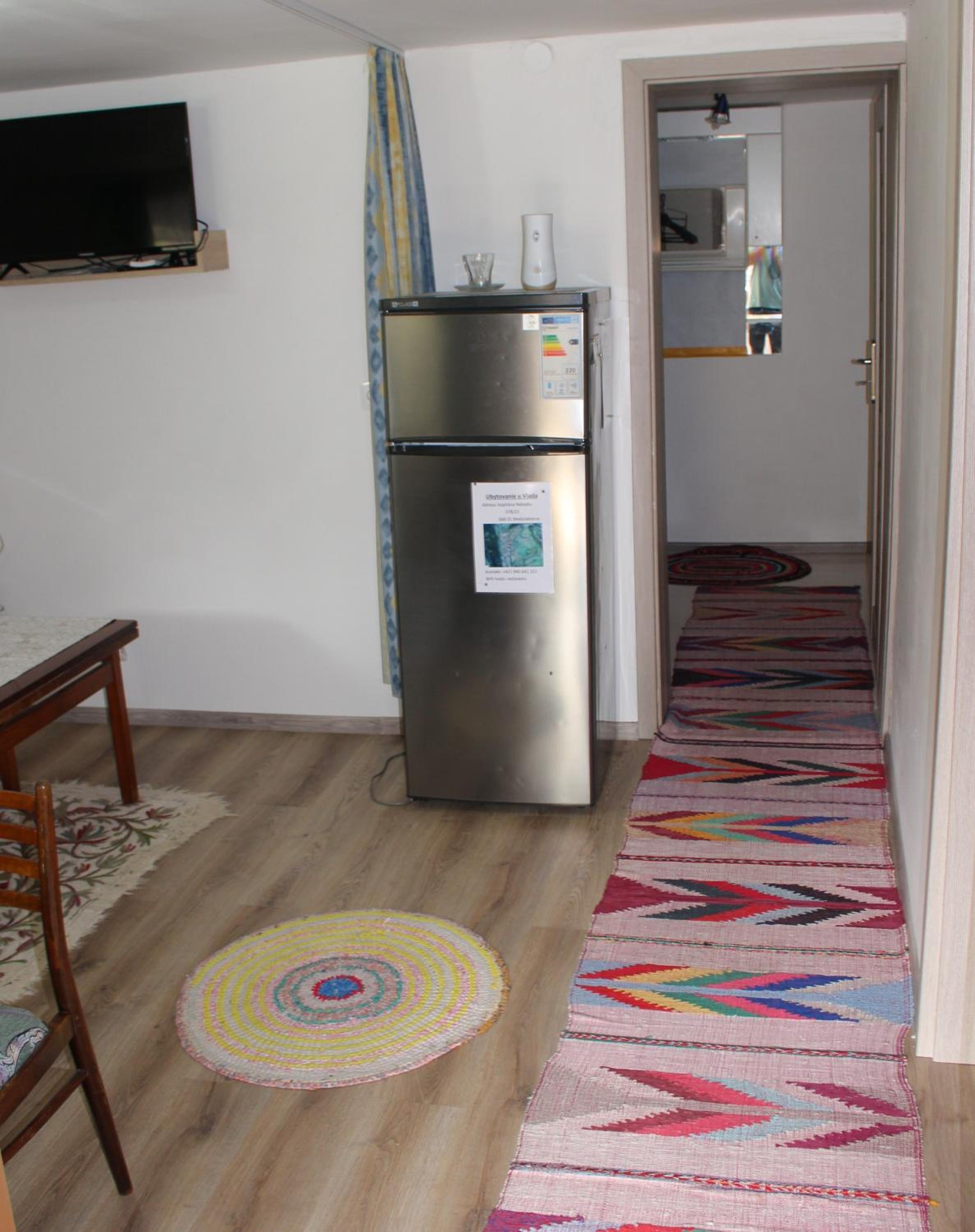 One-Bedroom Apartment - Photo 13