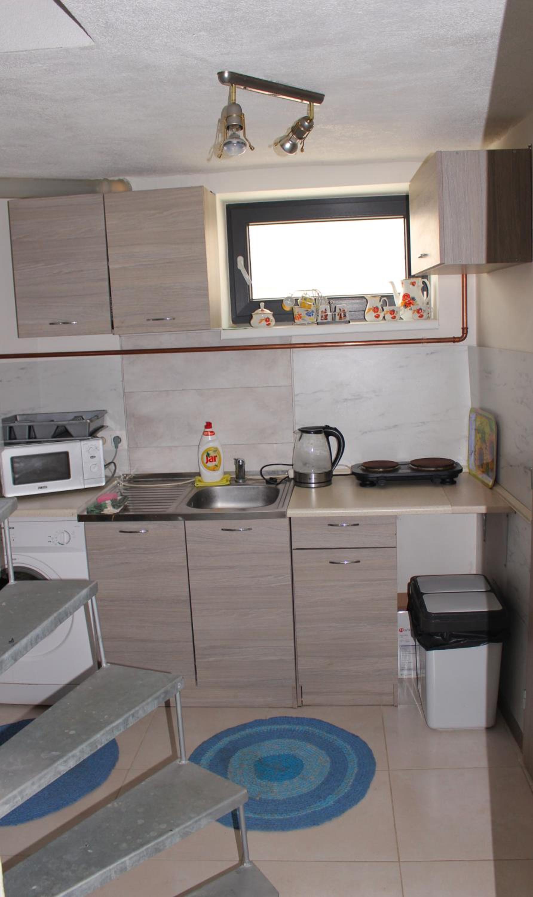 One-Bedroom Apartment - Photo 15