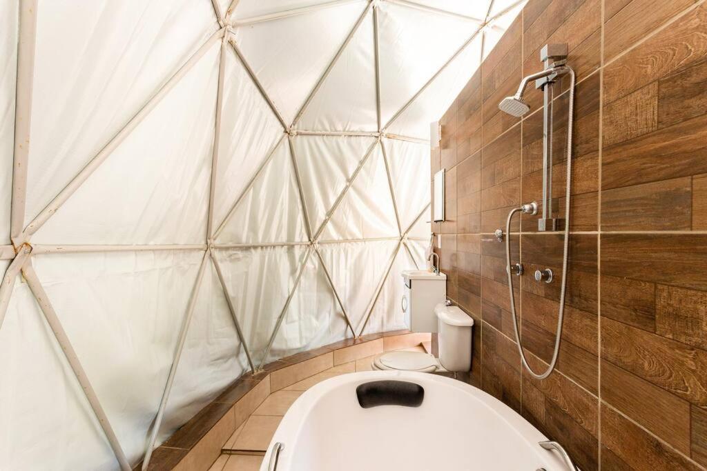 Tent - Photo 10