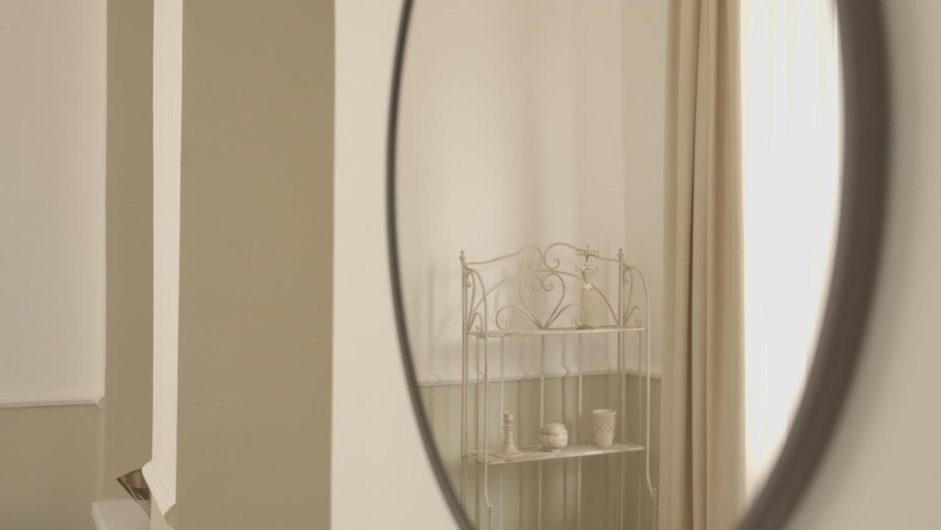 One-Bedroom Apartment - Photo 13