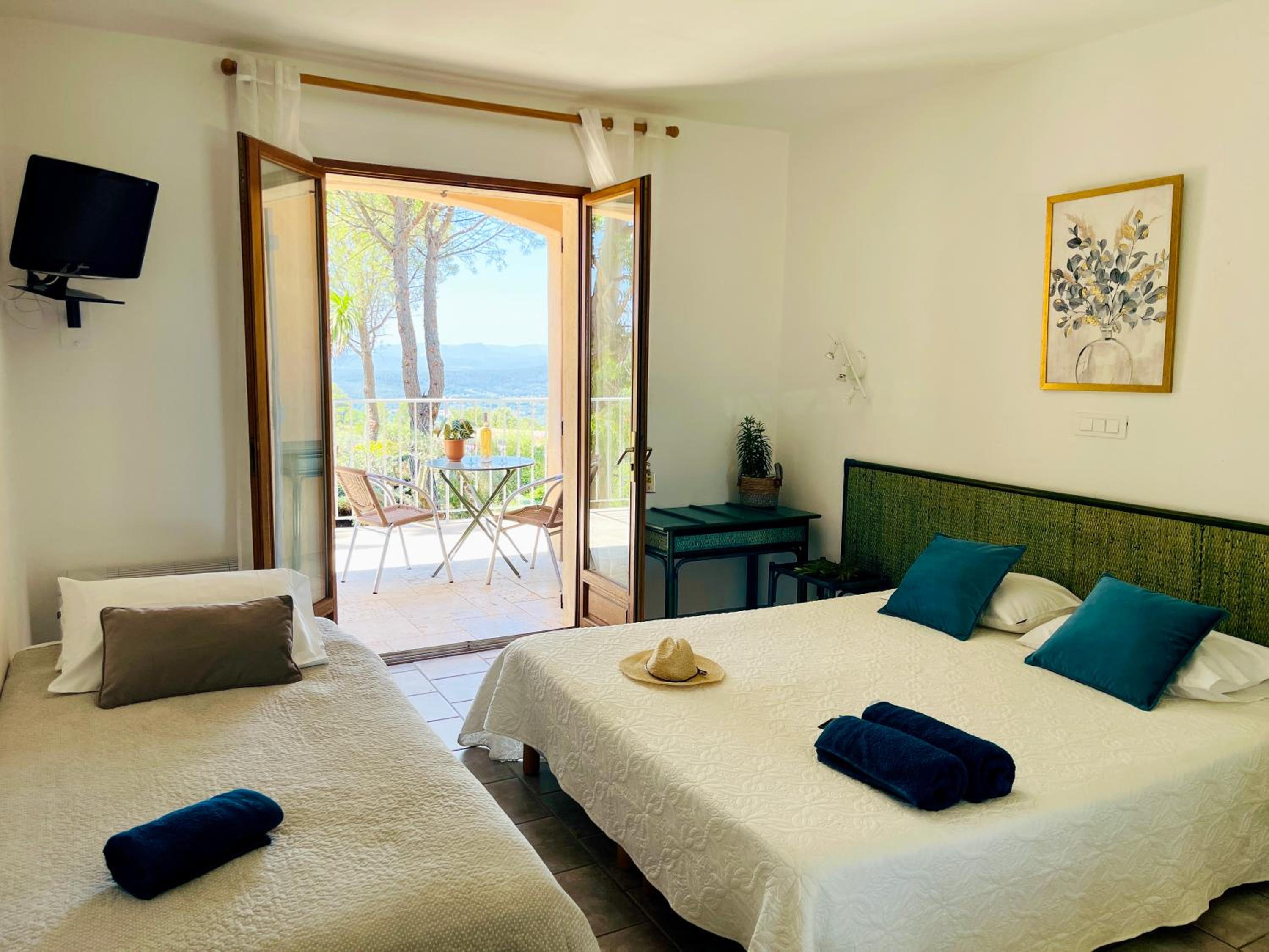Triple Room with Terrace
