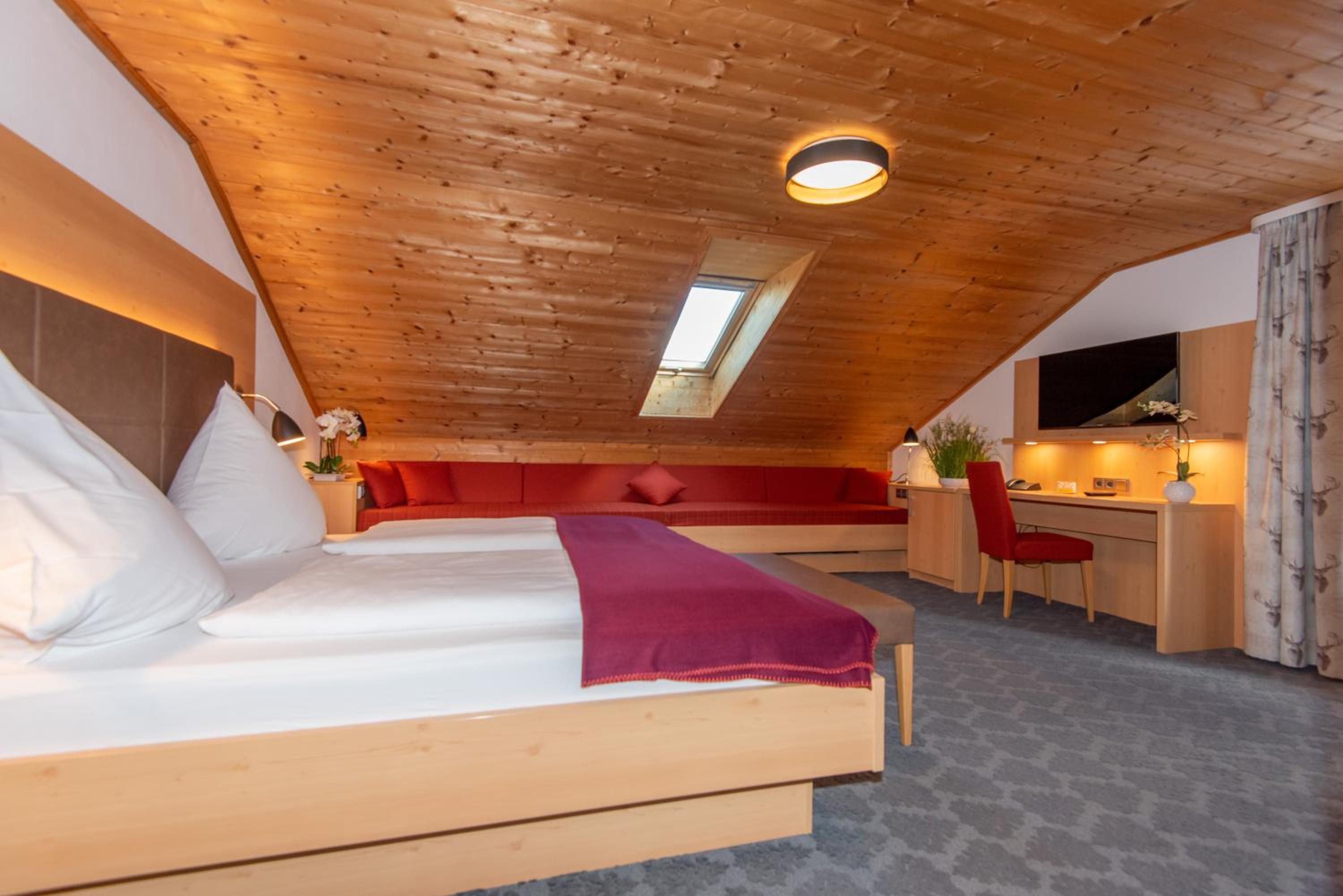 Double Room with Extra Bed photo 3