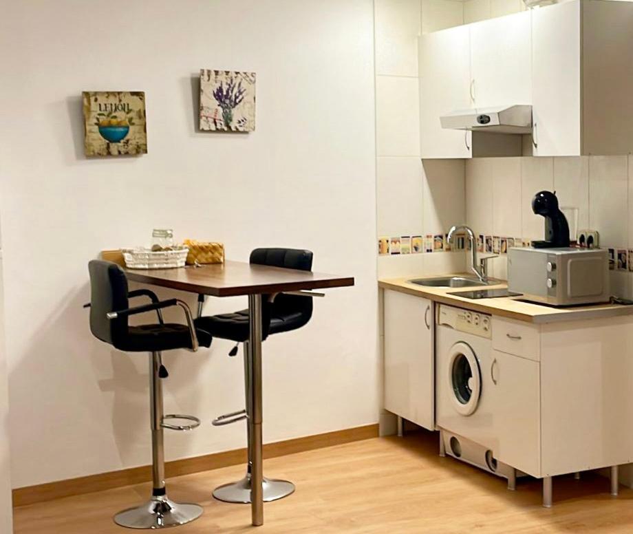 Estudio interior para 4 - Photo 5