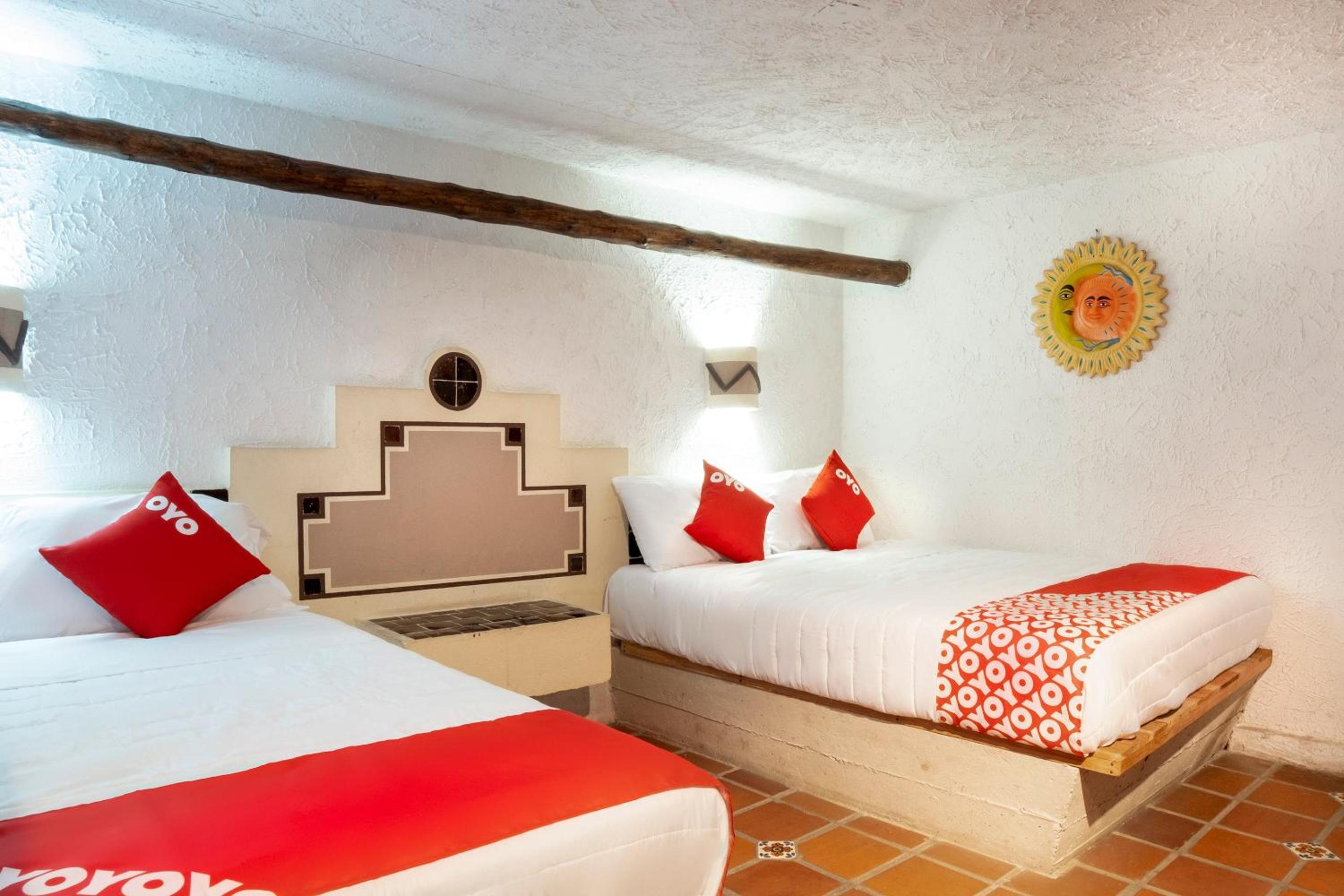 Standard Suite - Photo 6