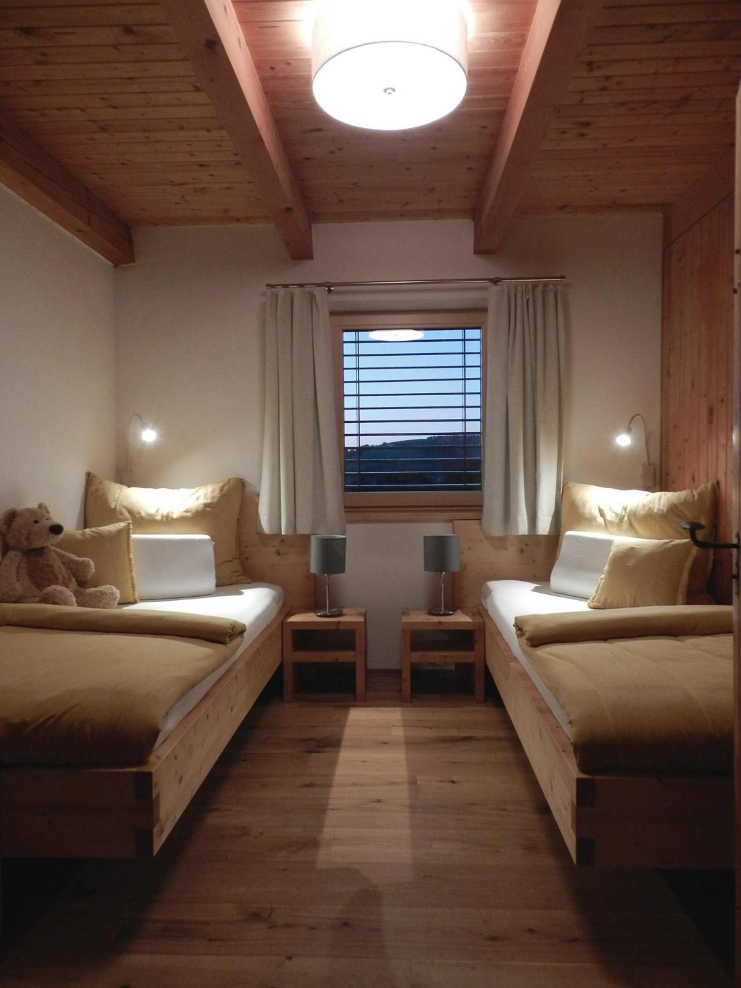 Four-Bedroom House photo 1