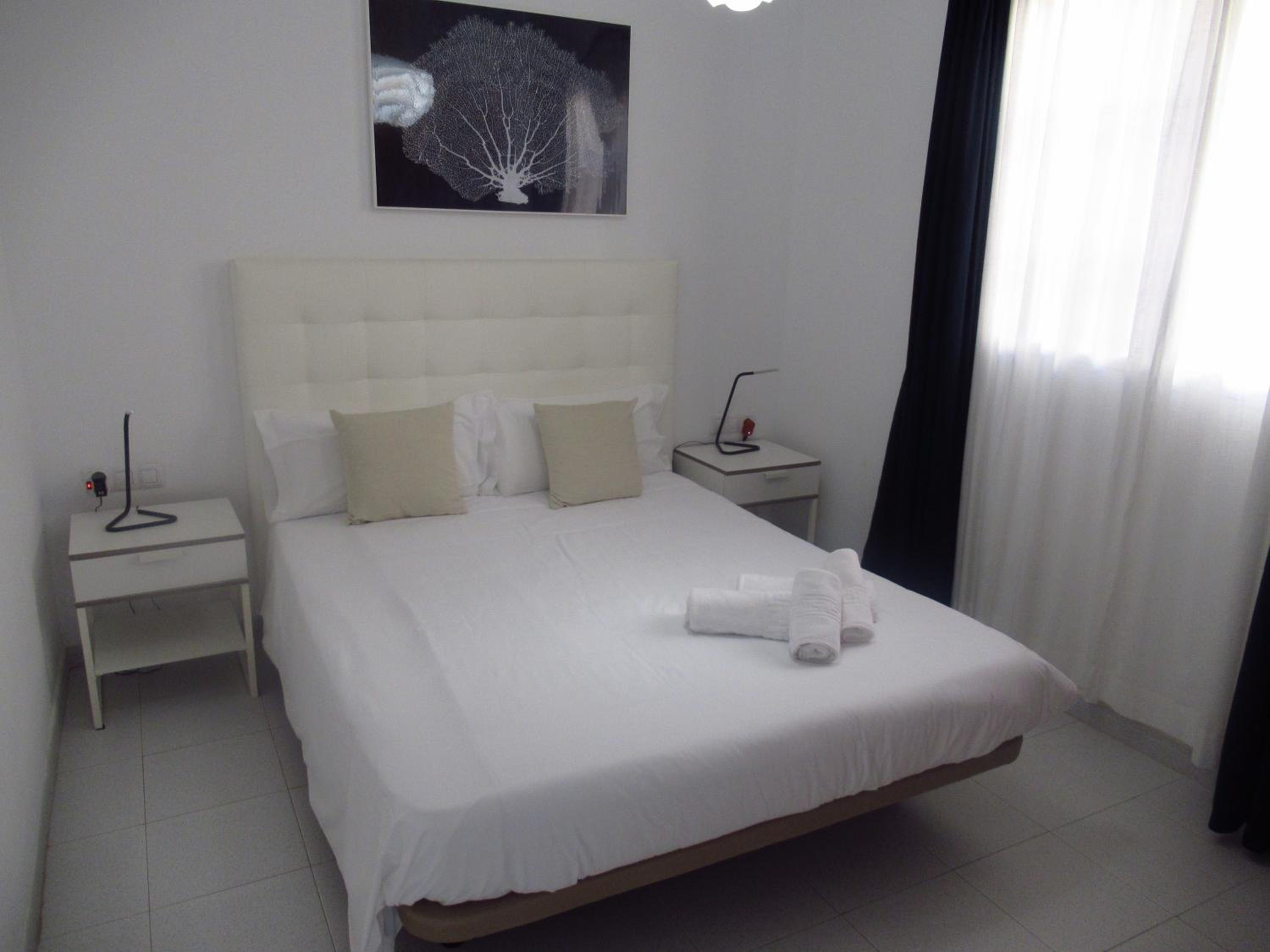 Habitación Queen con vista a la piscina
