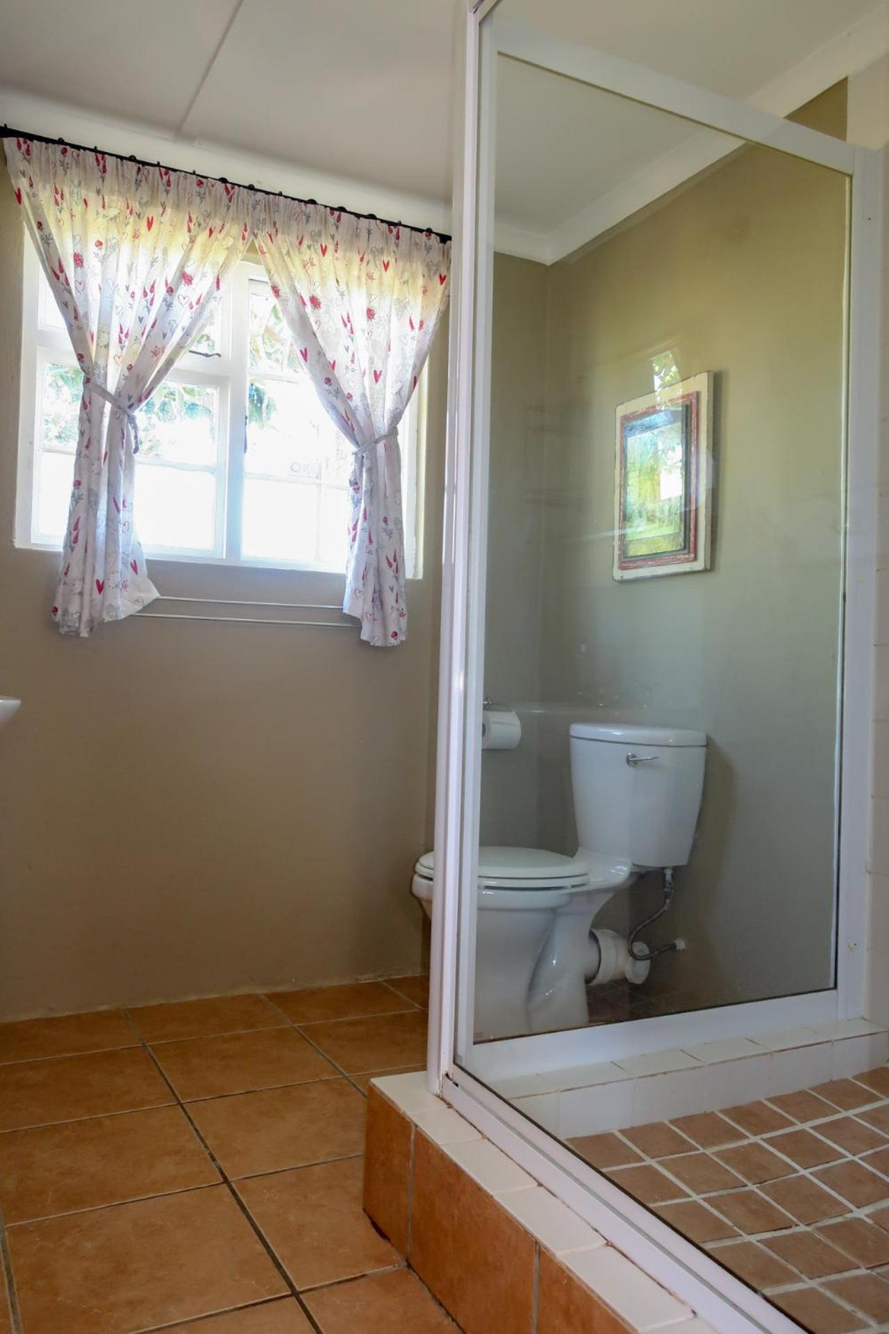 Two-Bedroom Cottage photo 3