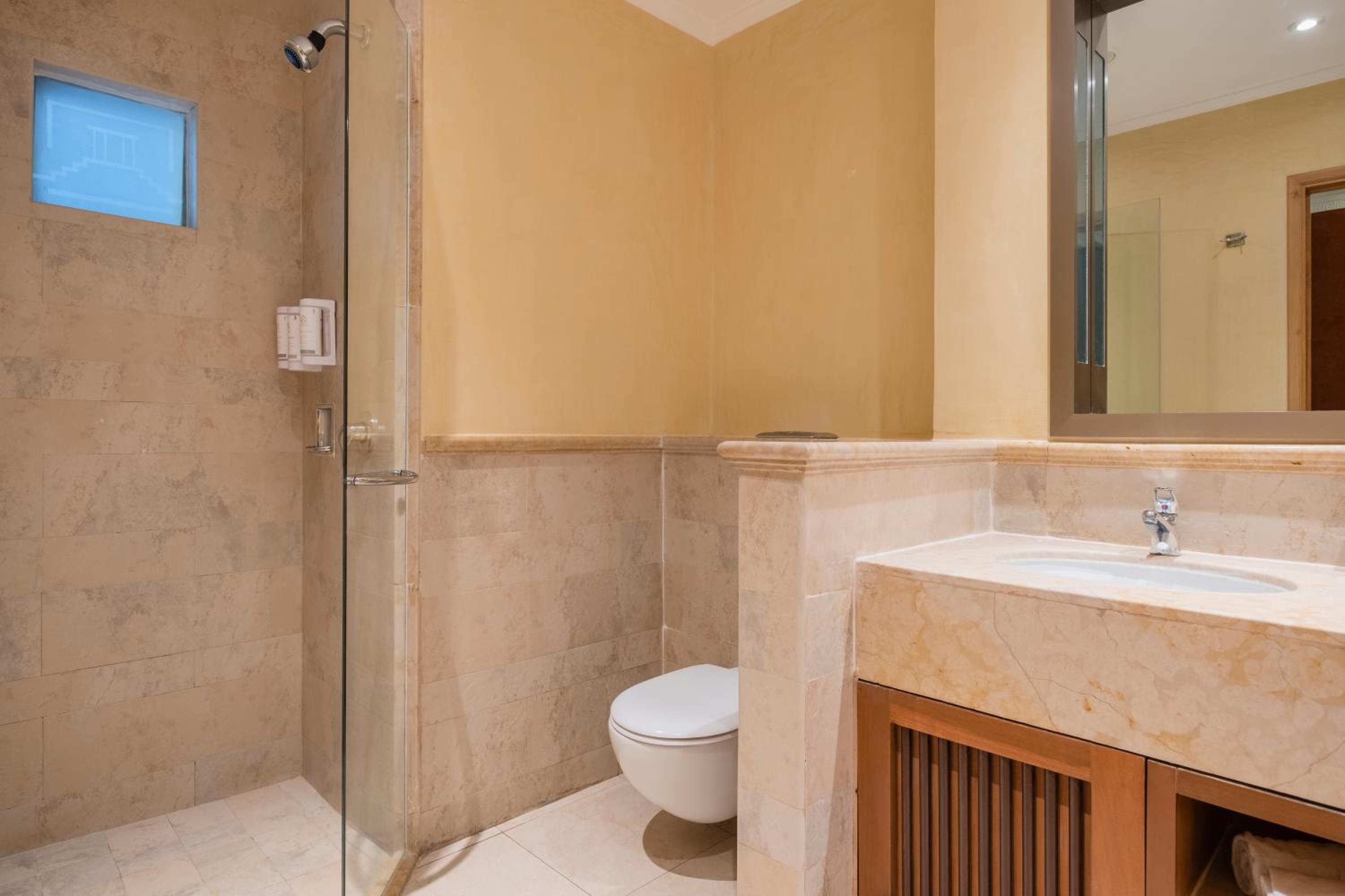 Junior Suite (2 Adults)