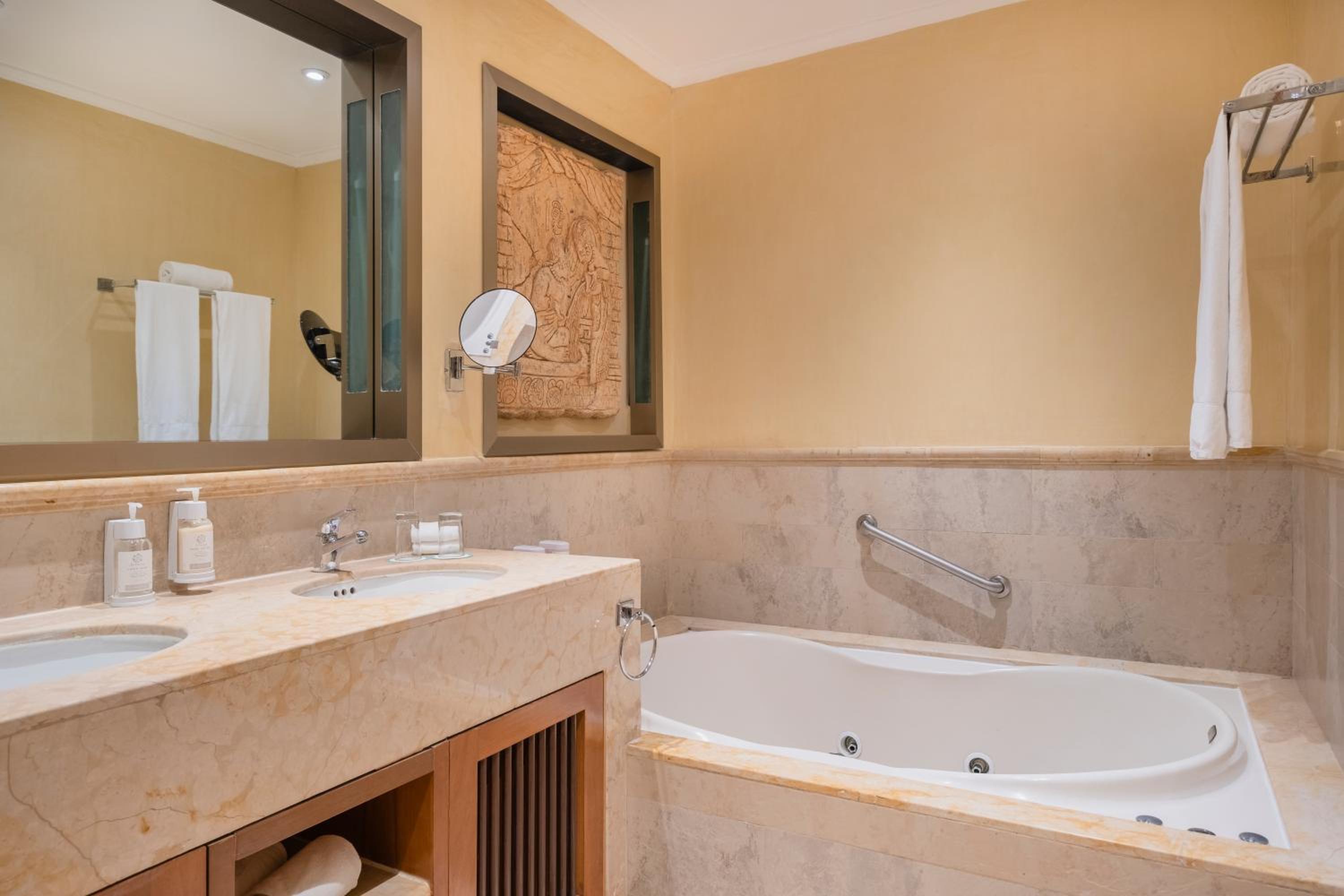 Last Room Available Single Use