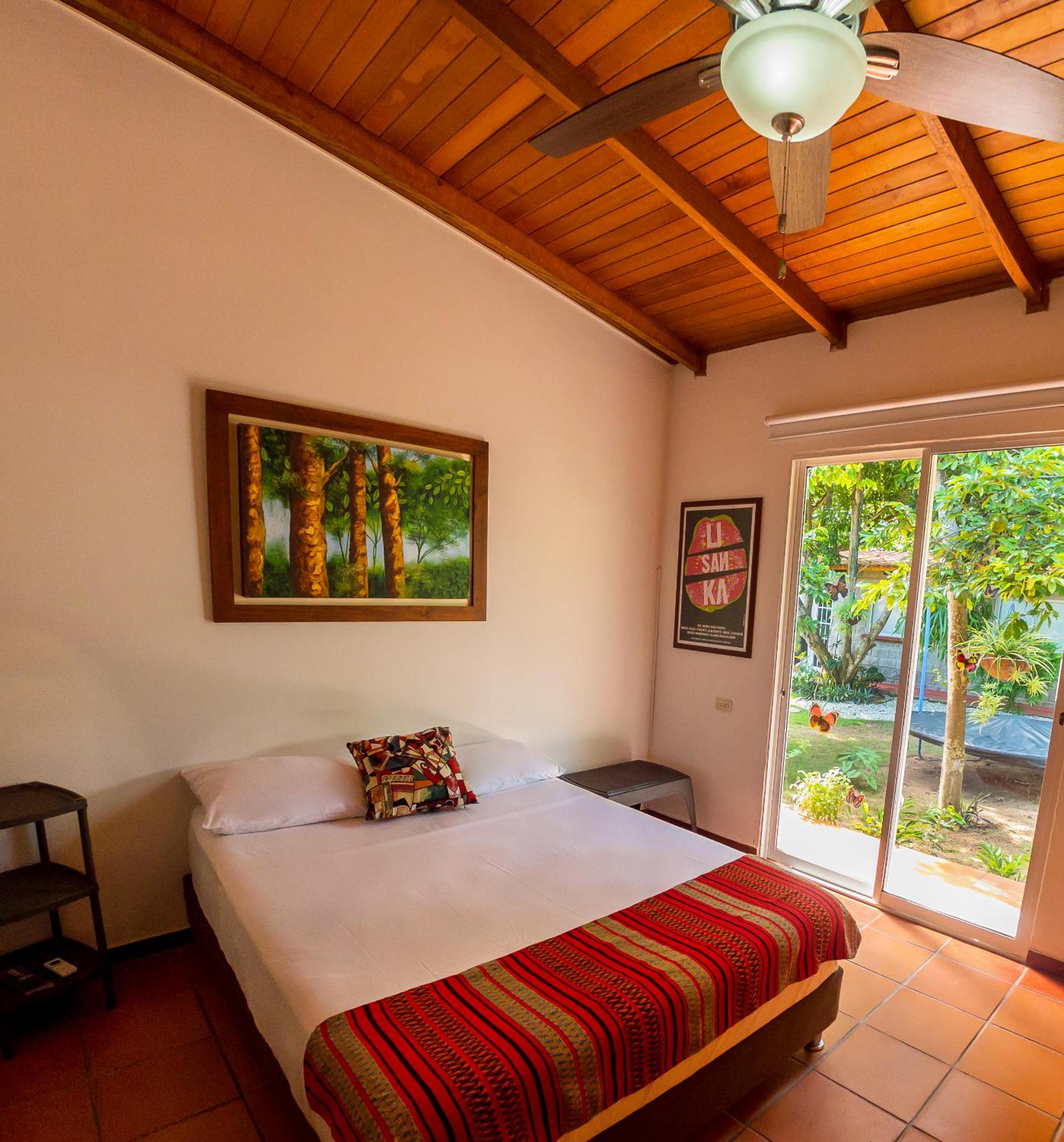 Double Room with Private Bathroom photo 1