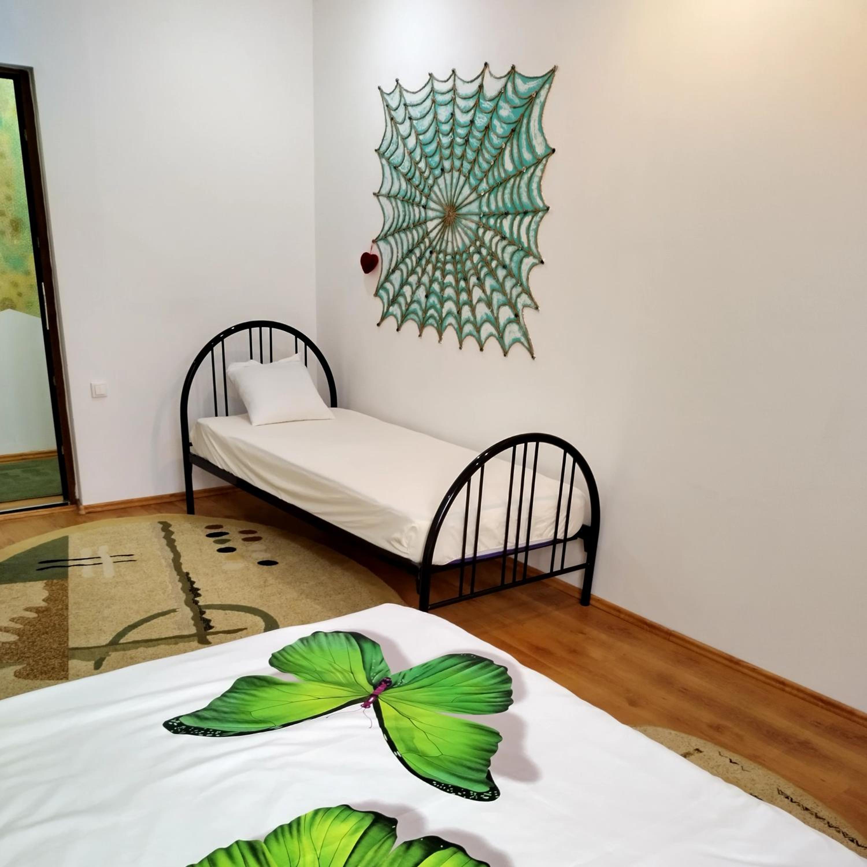 Two-Bedroom Apartment - Photo 11