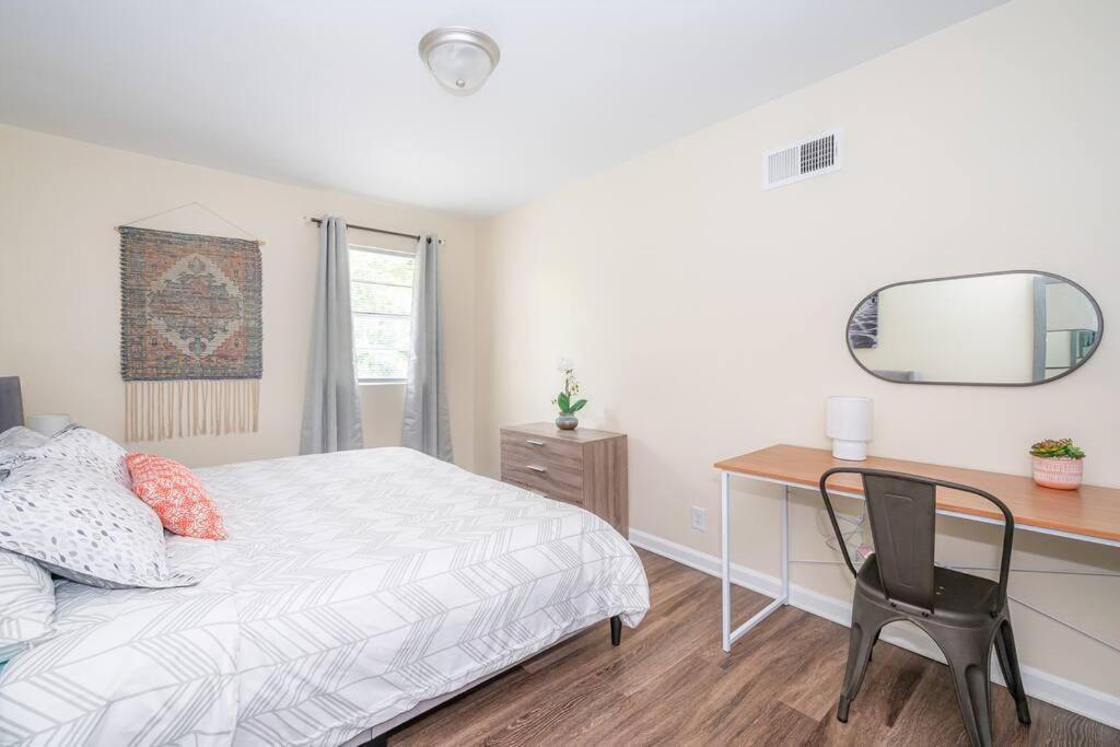 Two-Bedroom Apartment photo 3