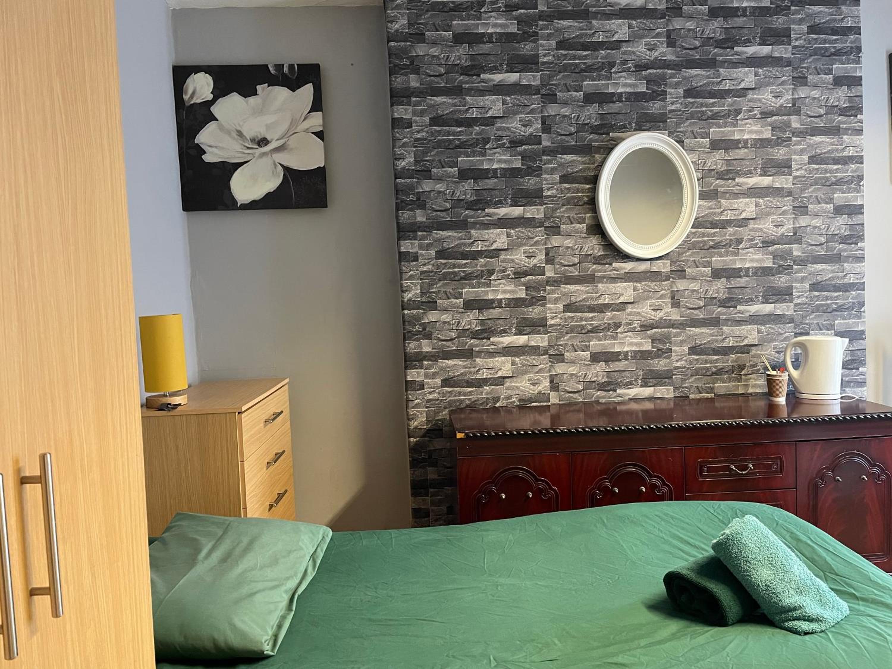 Budget Double Room photo 1