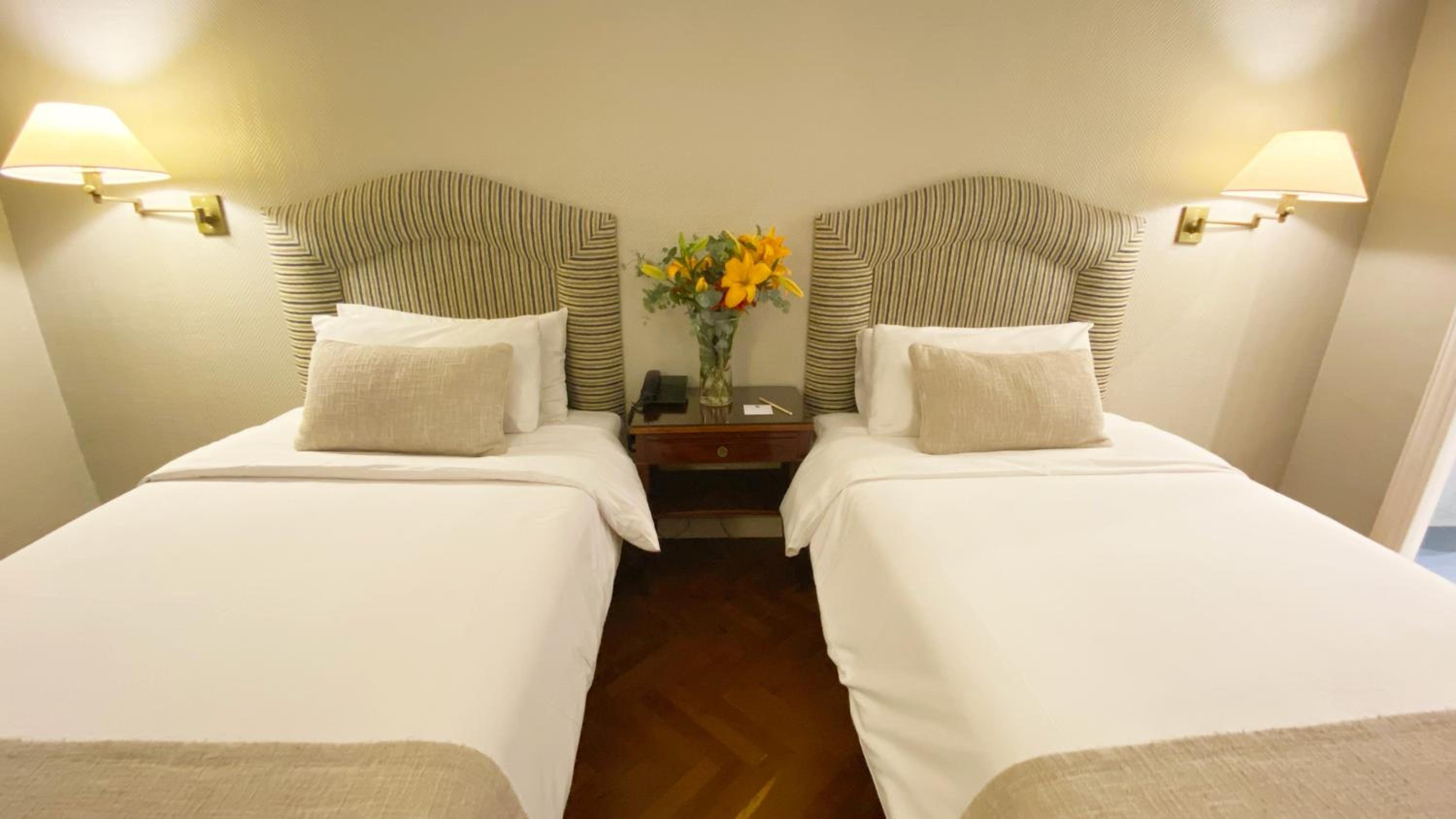 Single Room With Private Bathroom photo 1