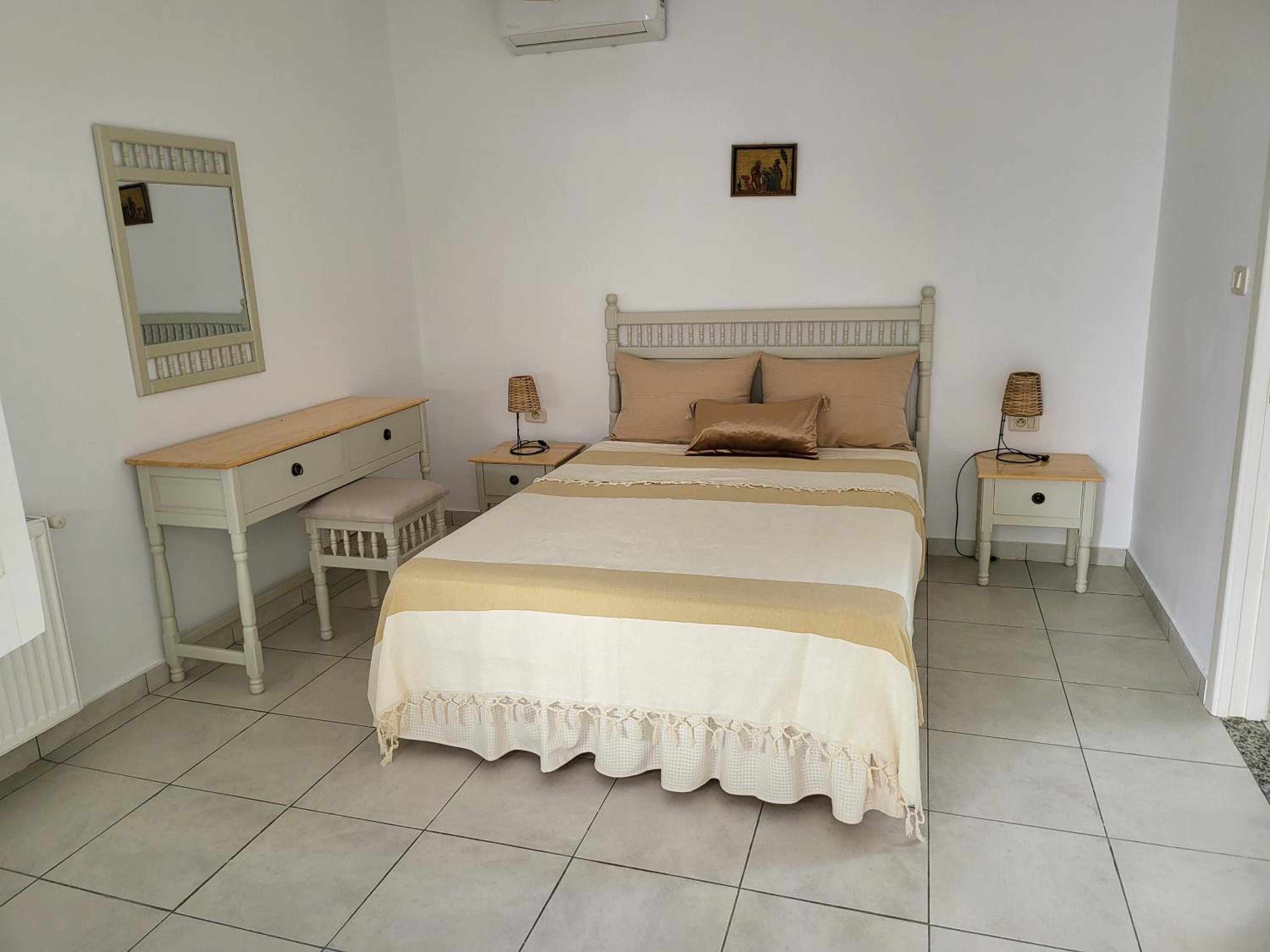 Standard Single Room with Shower