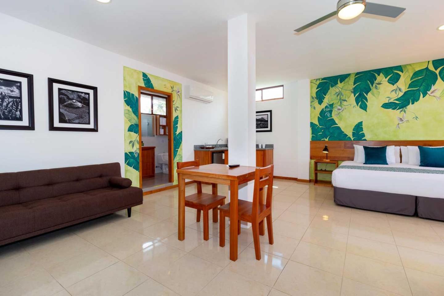 Superior Triple Room with Sea View photo 3