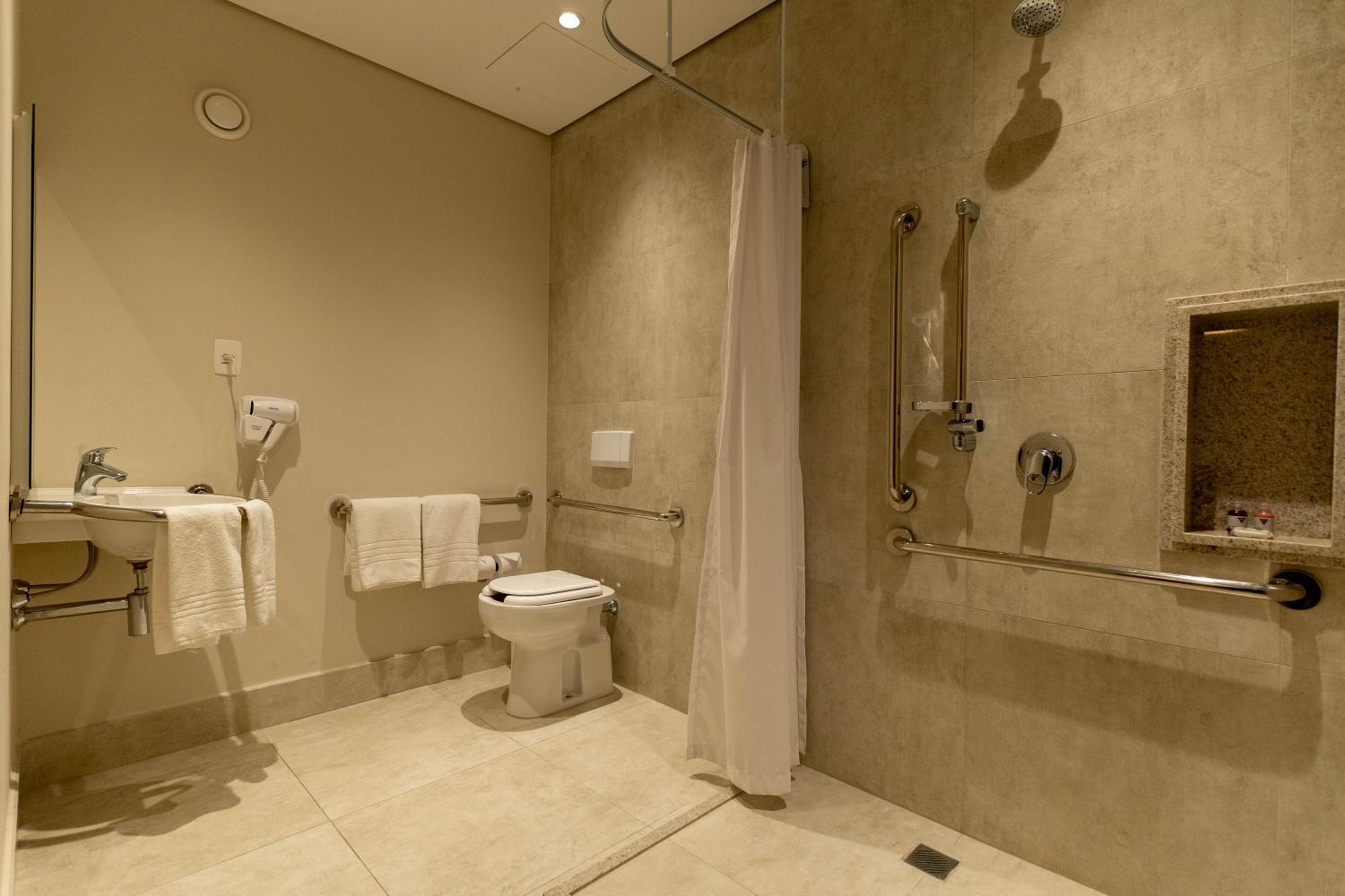Double Room - Disability Access photo 1