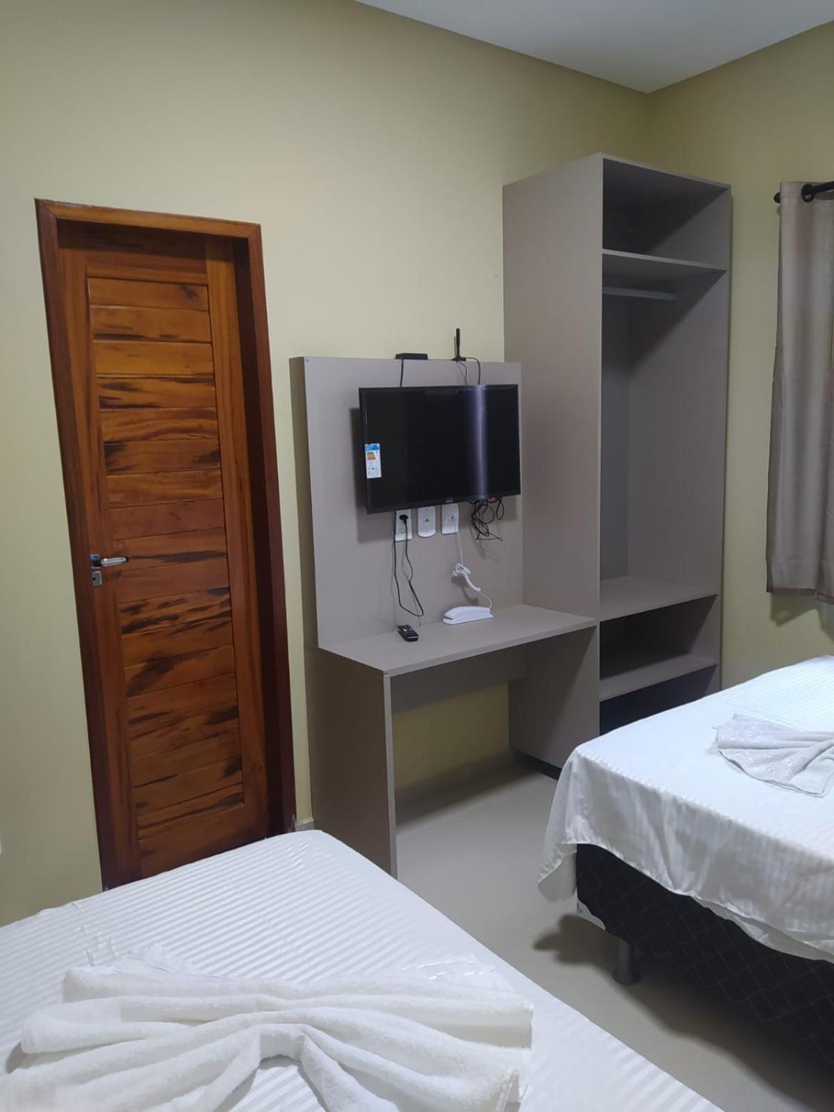 Family Double Room - Photo 4