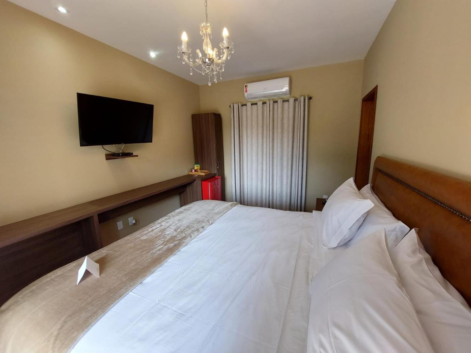 Suite with Lake View