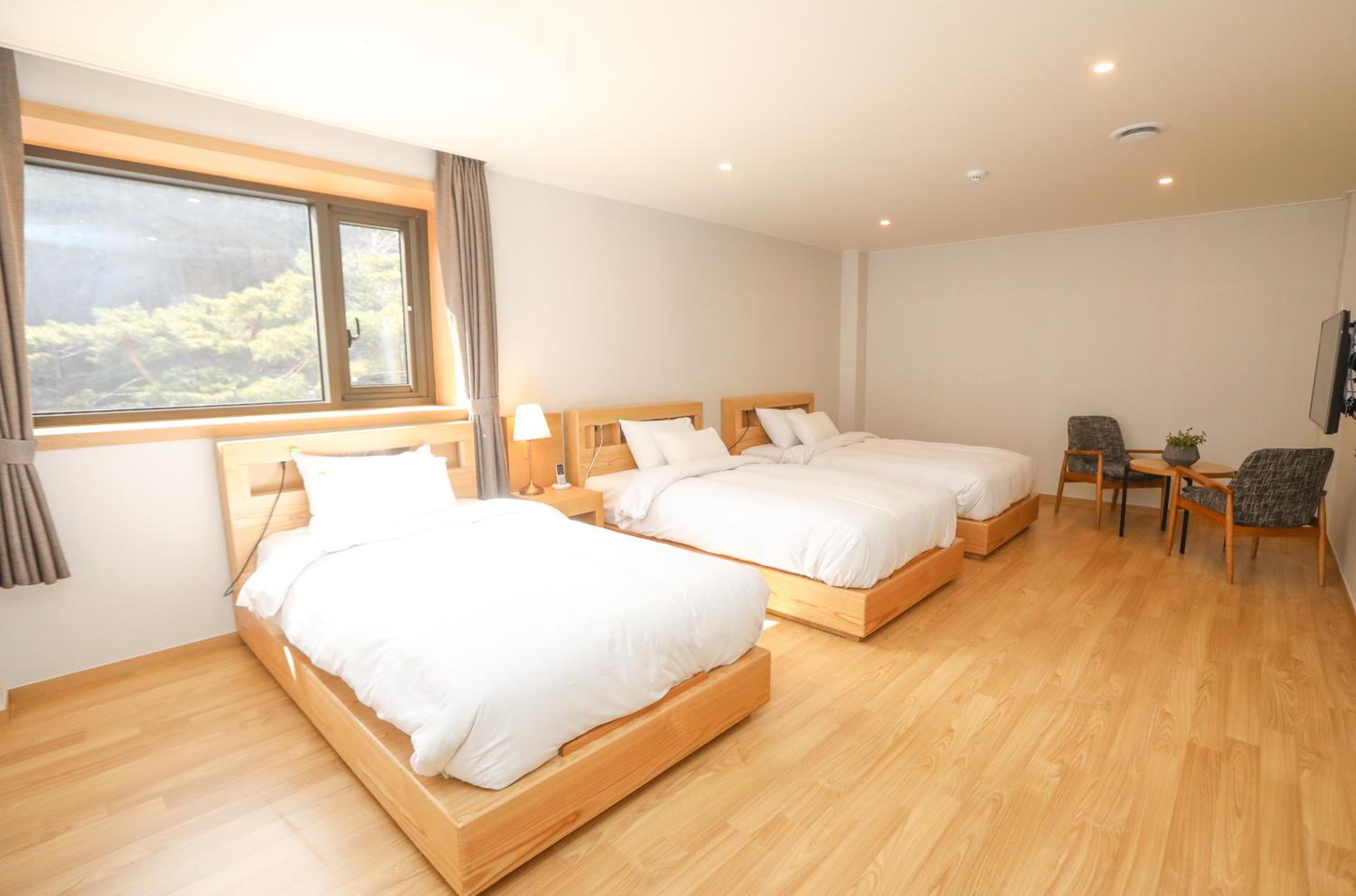 Deluxe Triple Room - Photo 1