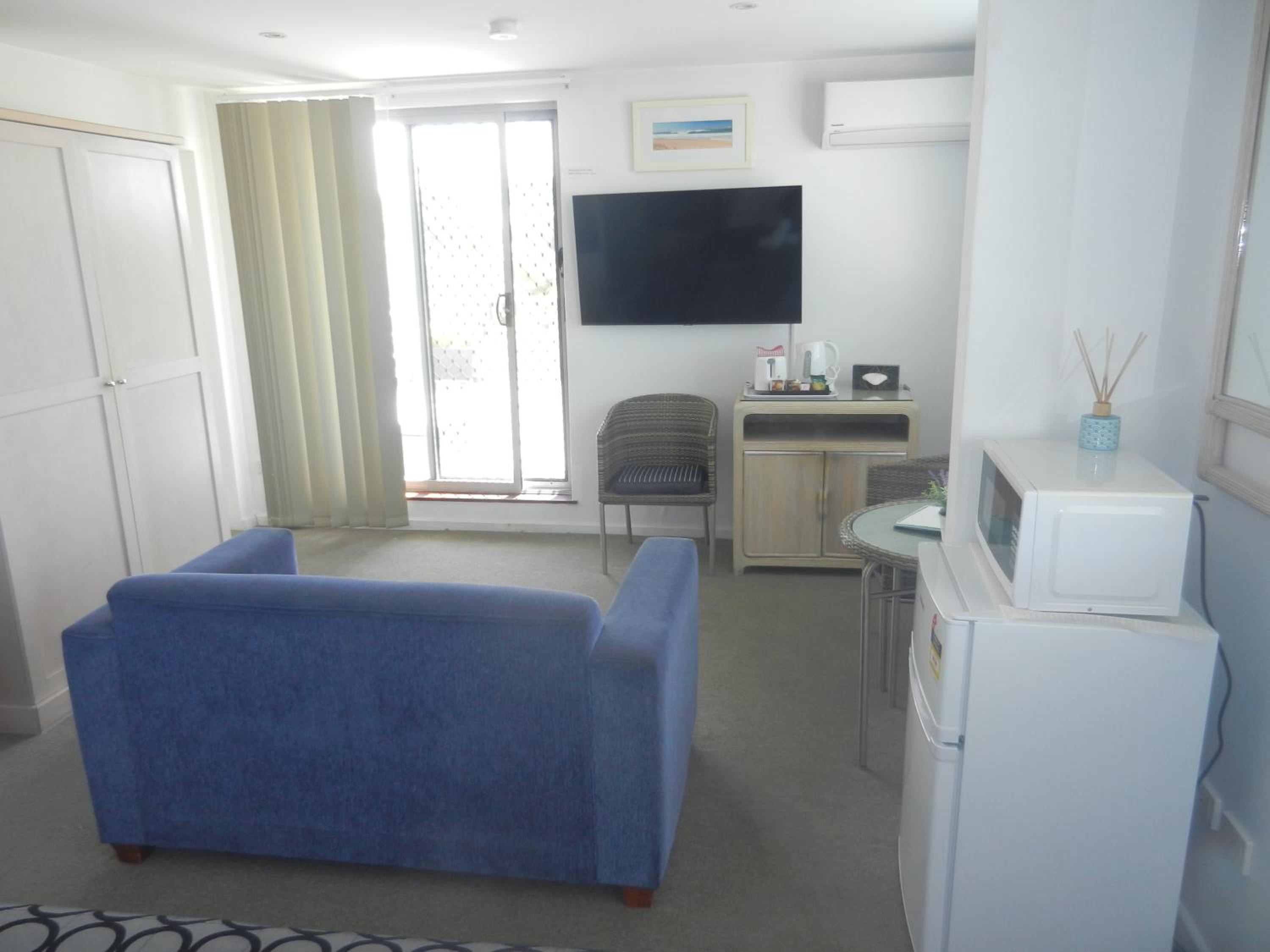 King Room with Spa Bath