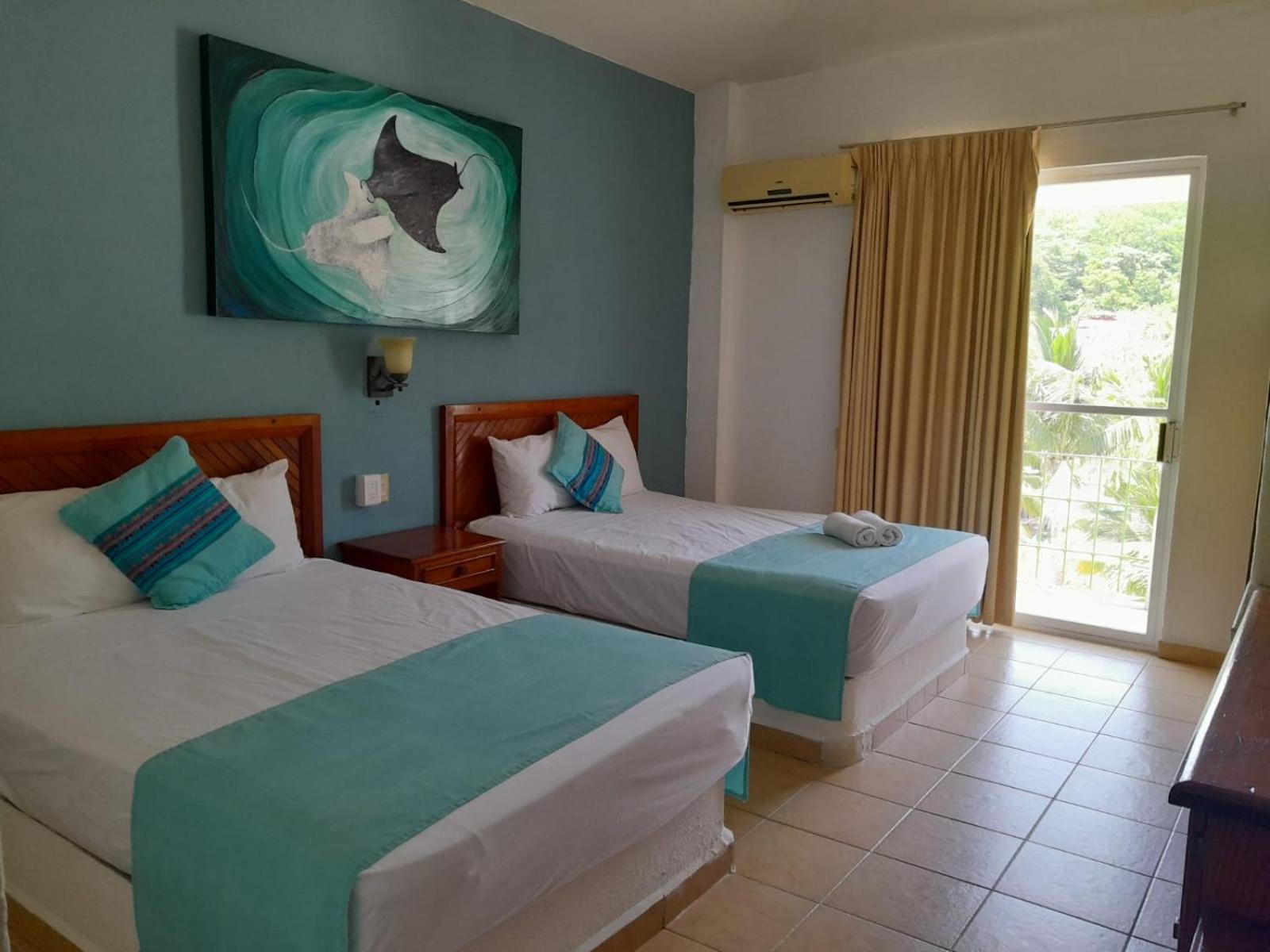 Double Room with Two Double Beds photo 3