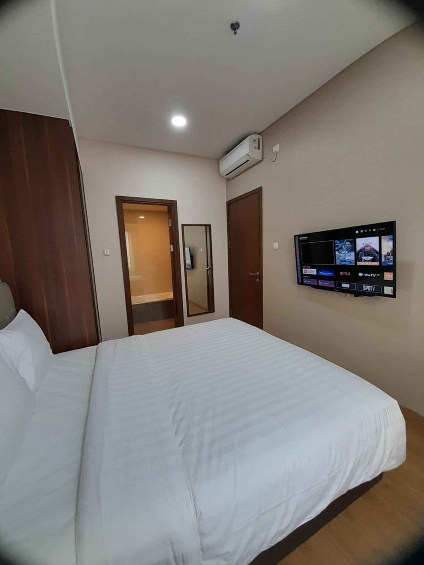 Two-Bedroom Apartment - Photo 26