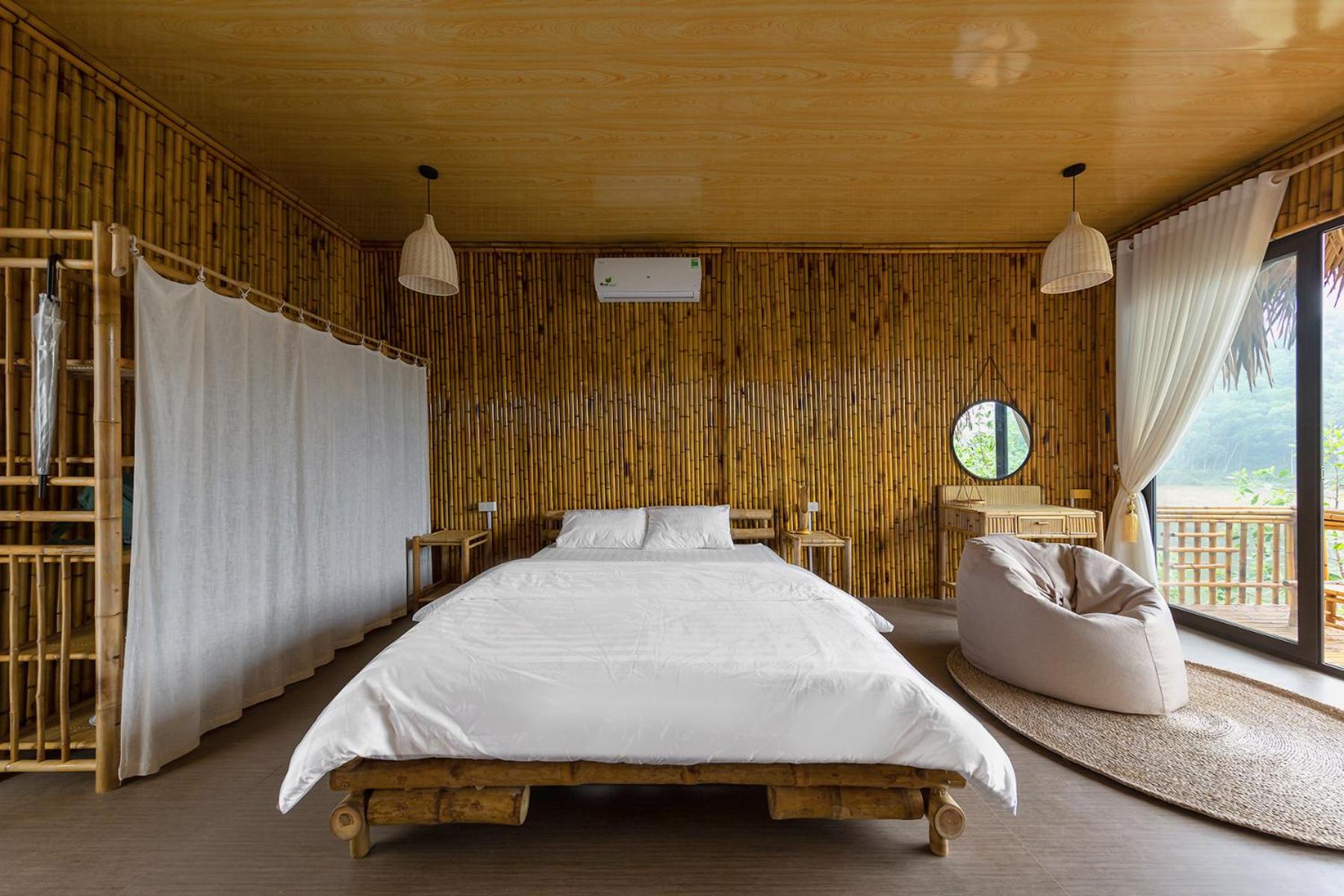 Double Room with Lake View