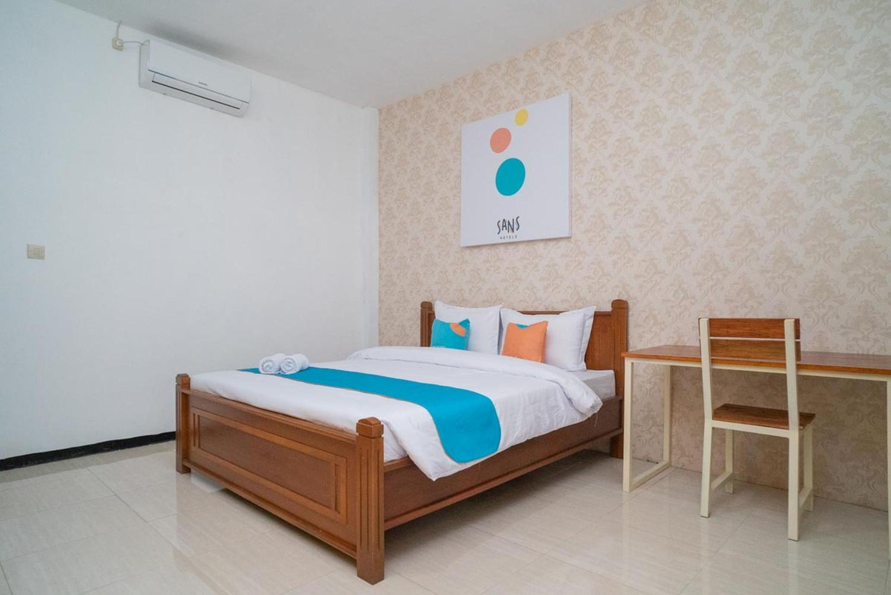 Standard Double Room - Photo 7