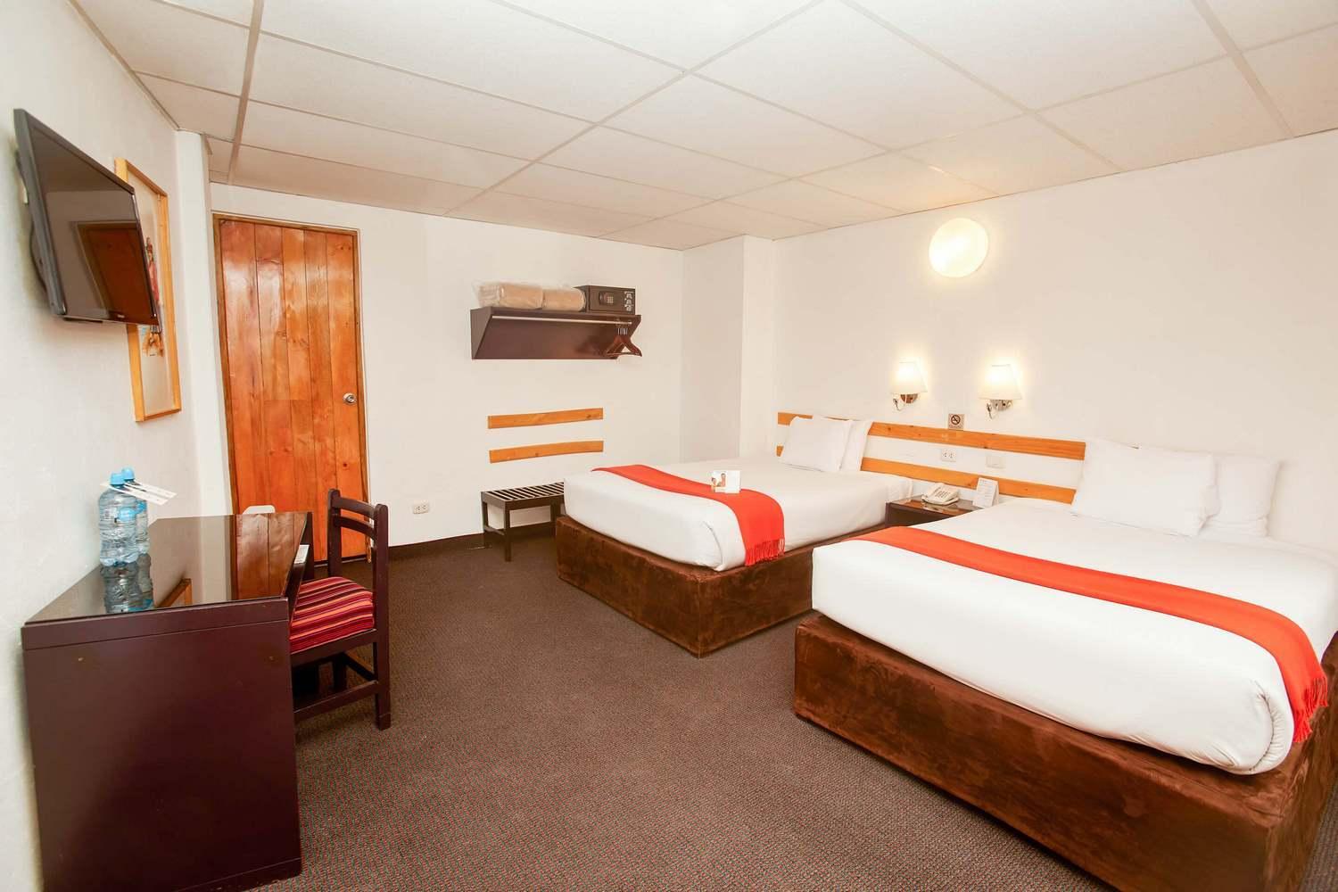 Standard Twin Room - Photo 1