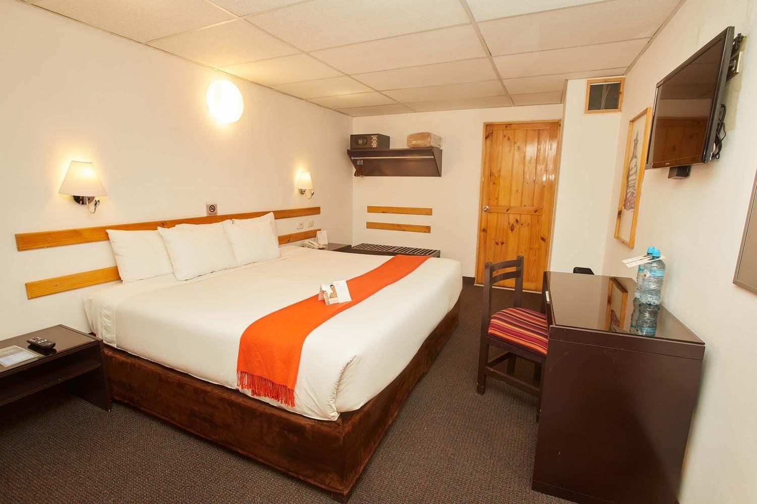 Standard Queen Room - Photo 1