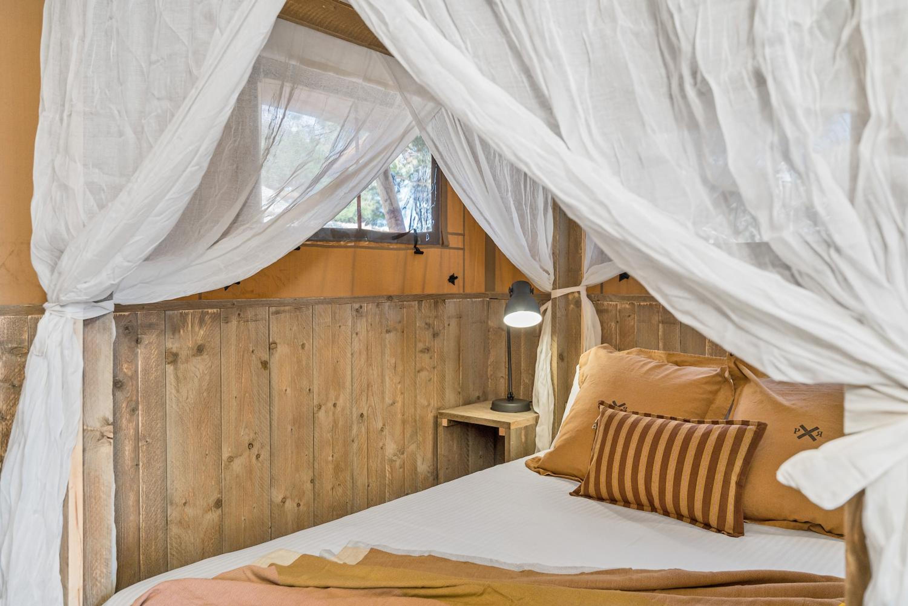 Luxury Lodge
