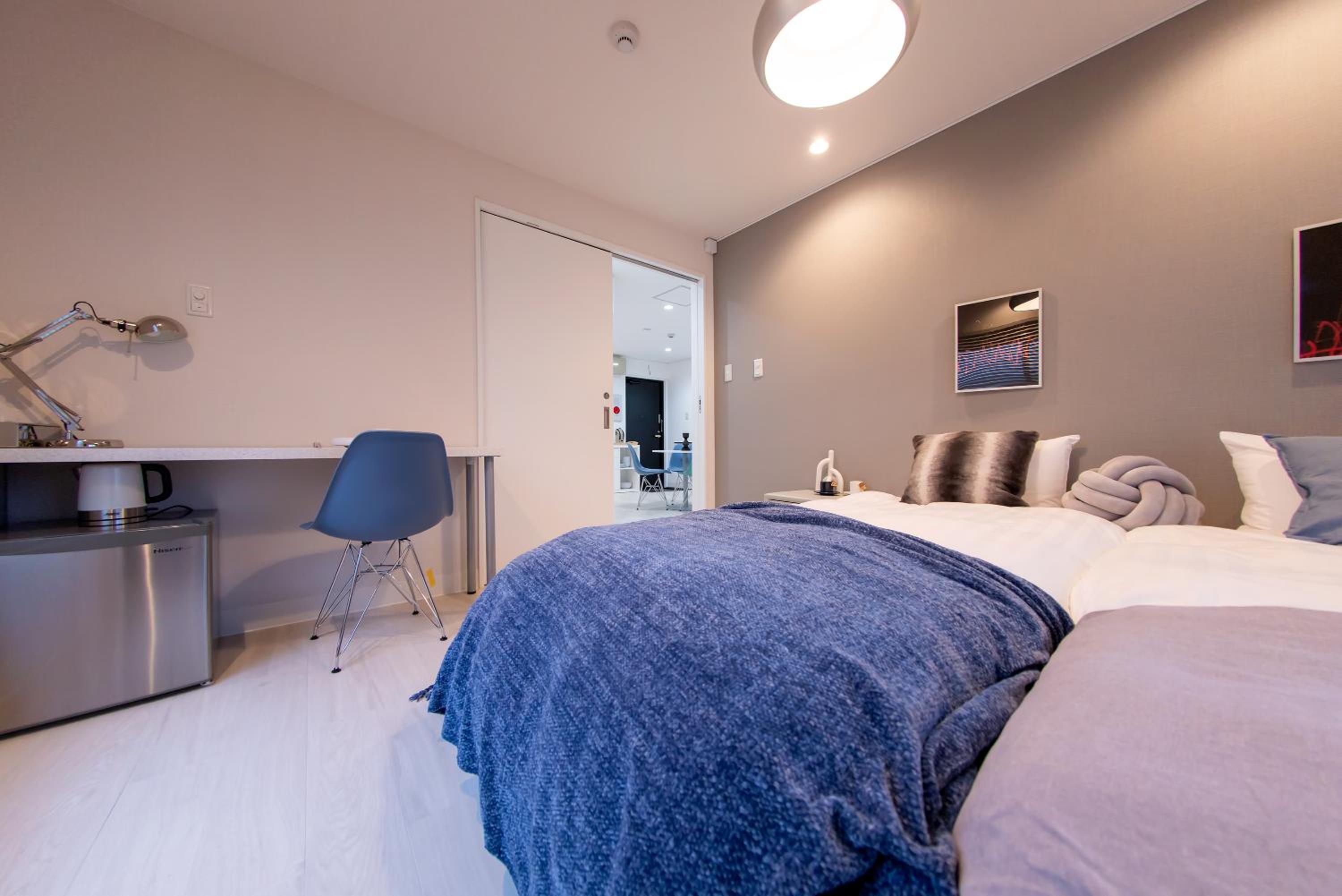 Small Twin Room photo 2