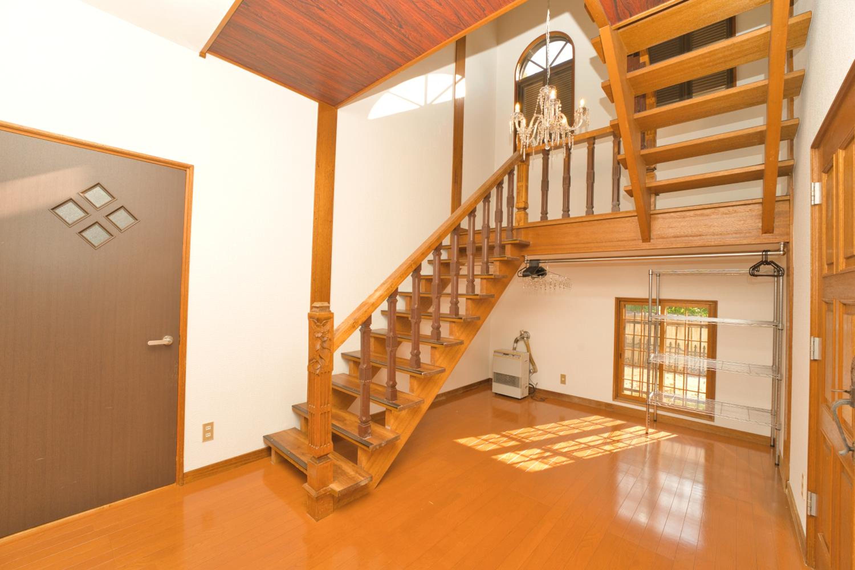 Three-Bedroom House - Photo 28