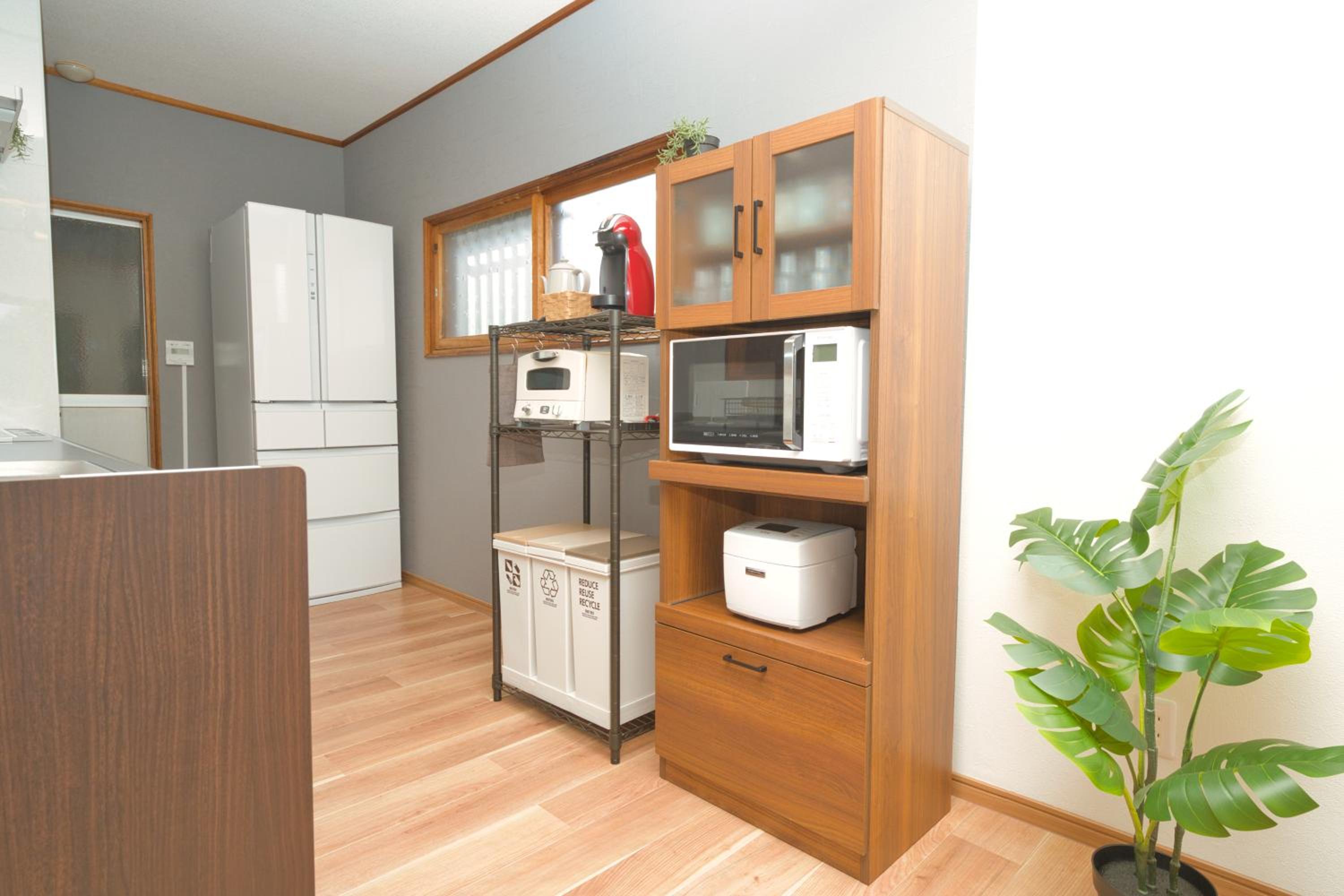 Three-Bedroom House - Photo 9